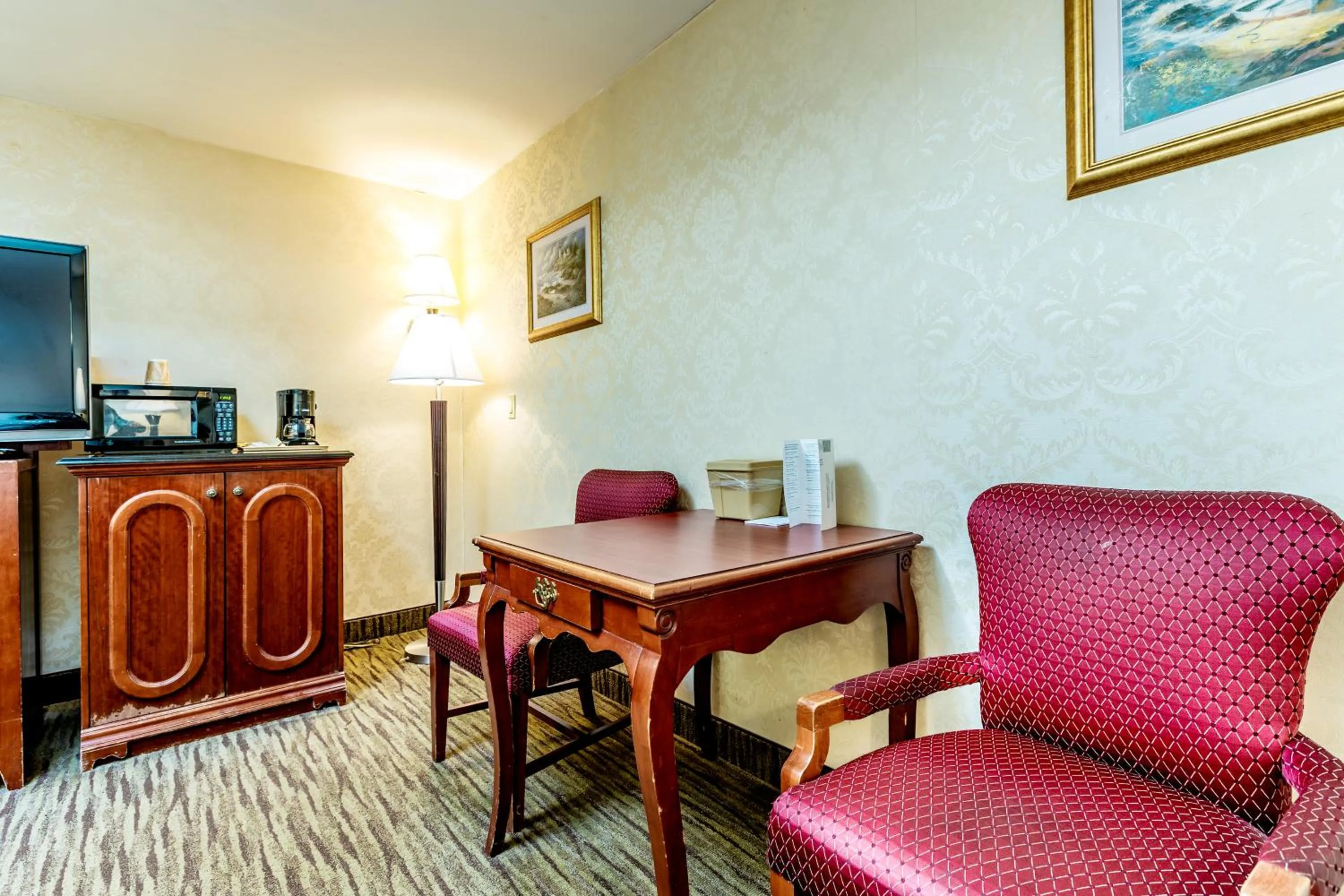 Seating Area in Anchor Inn