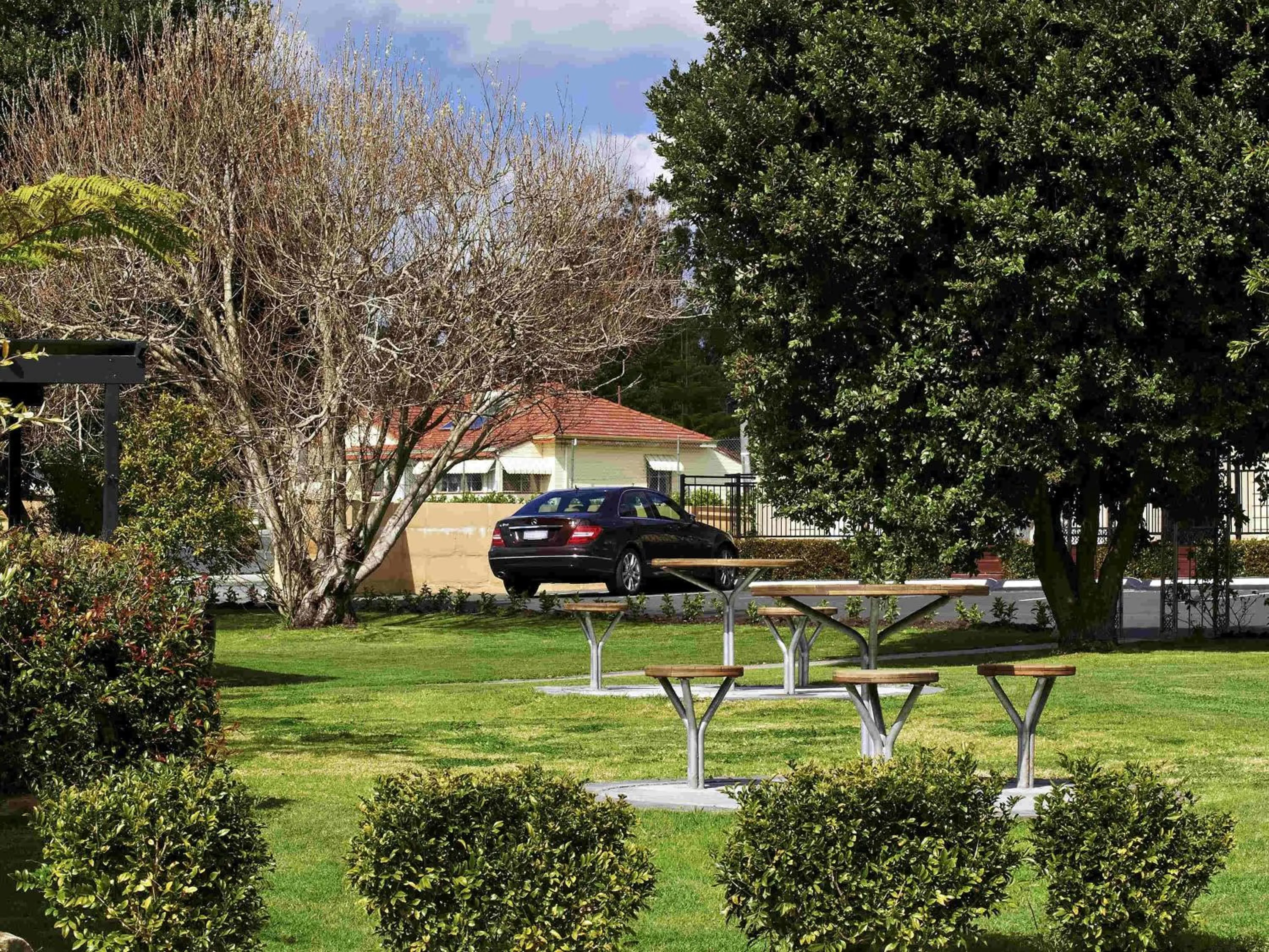 Property building in ibis Styles Albany