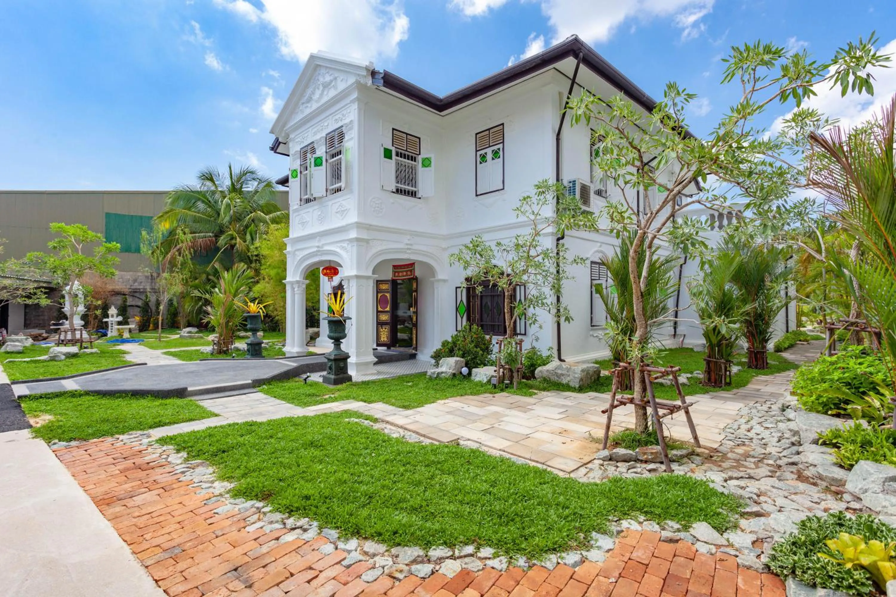 Property building in Sound Gallery House - SHA Plus