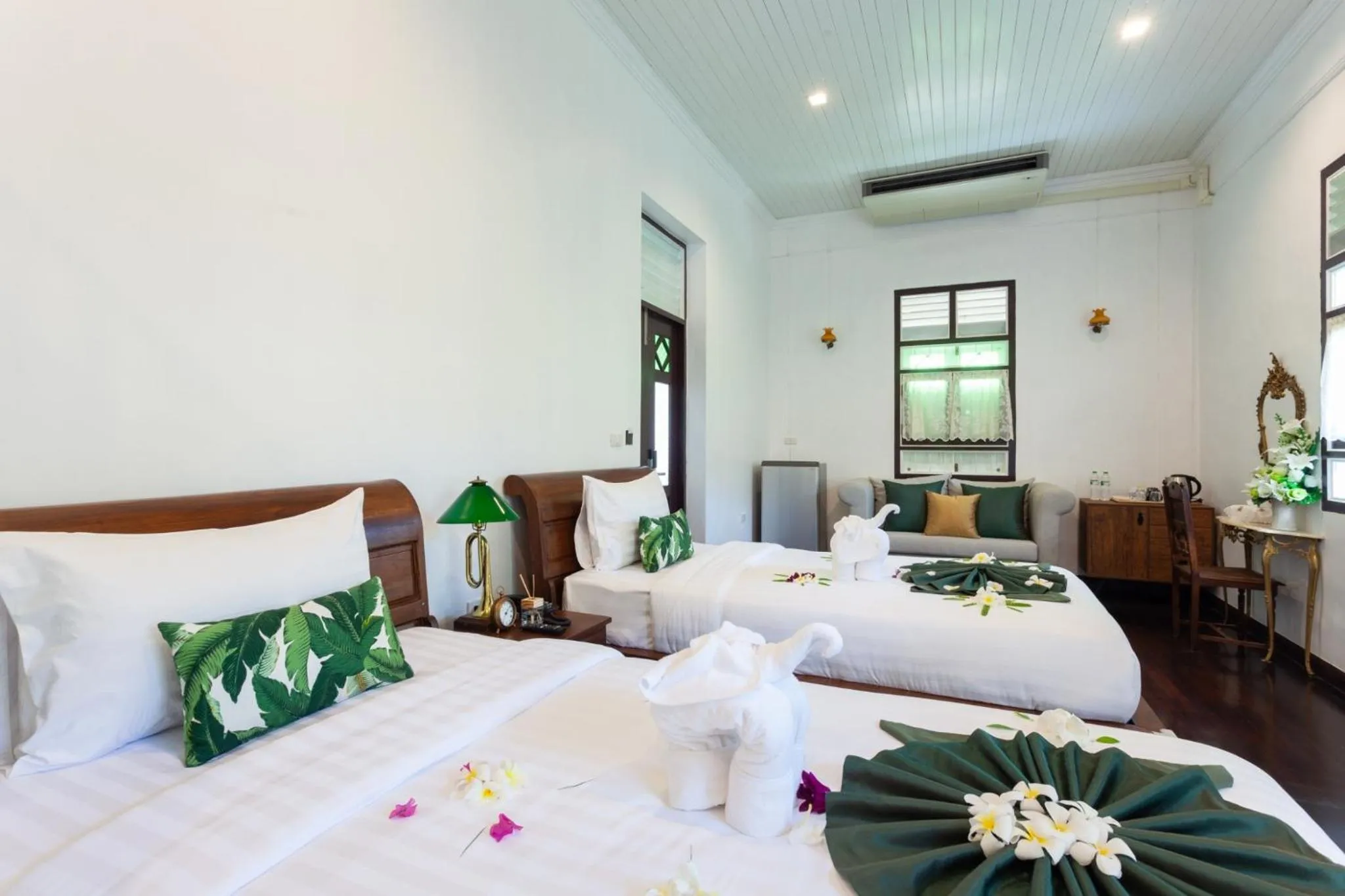 Bed in Sound Gallery House - SHA Plus