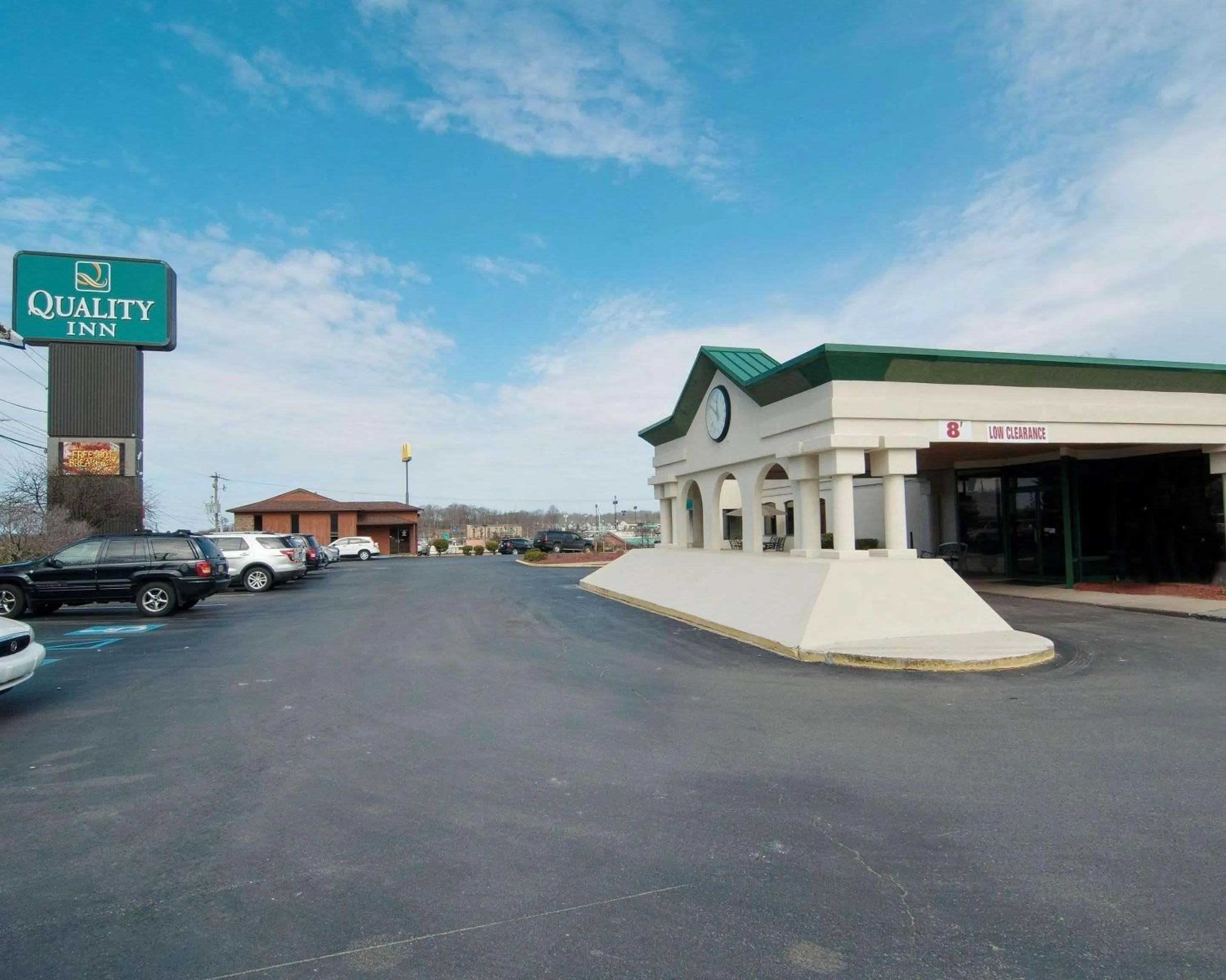 Property building in Quality Inn Beckley