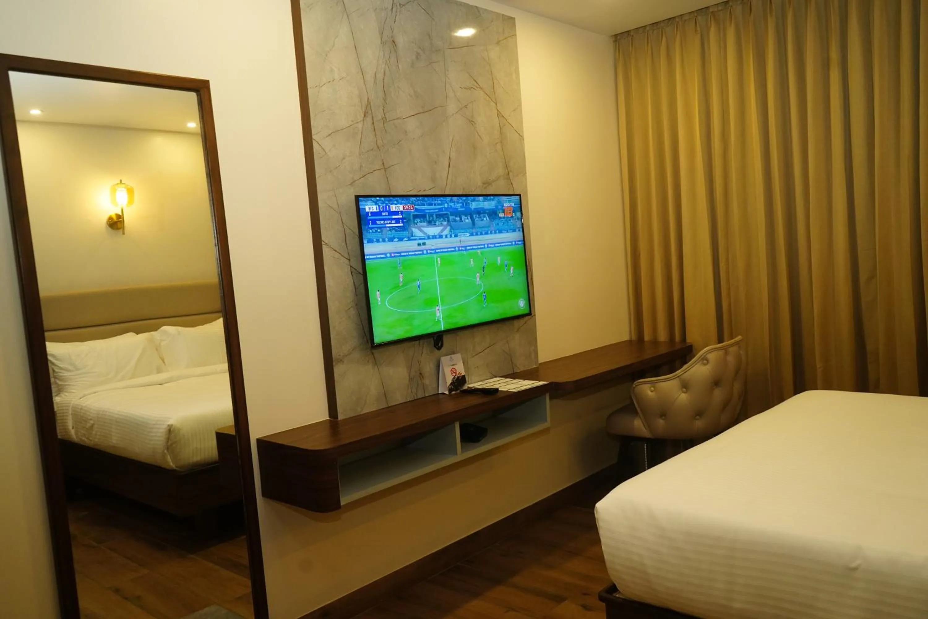TV and multimedia, Bed in Jaag Hotel