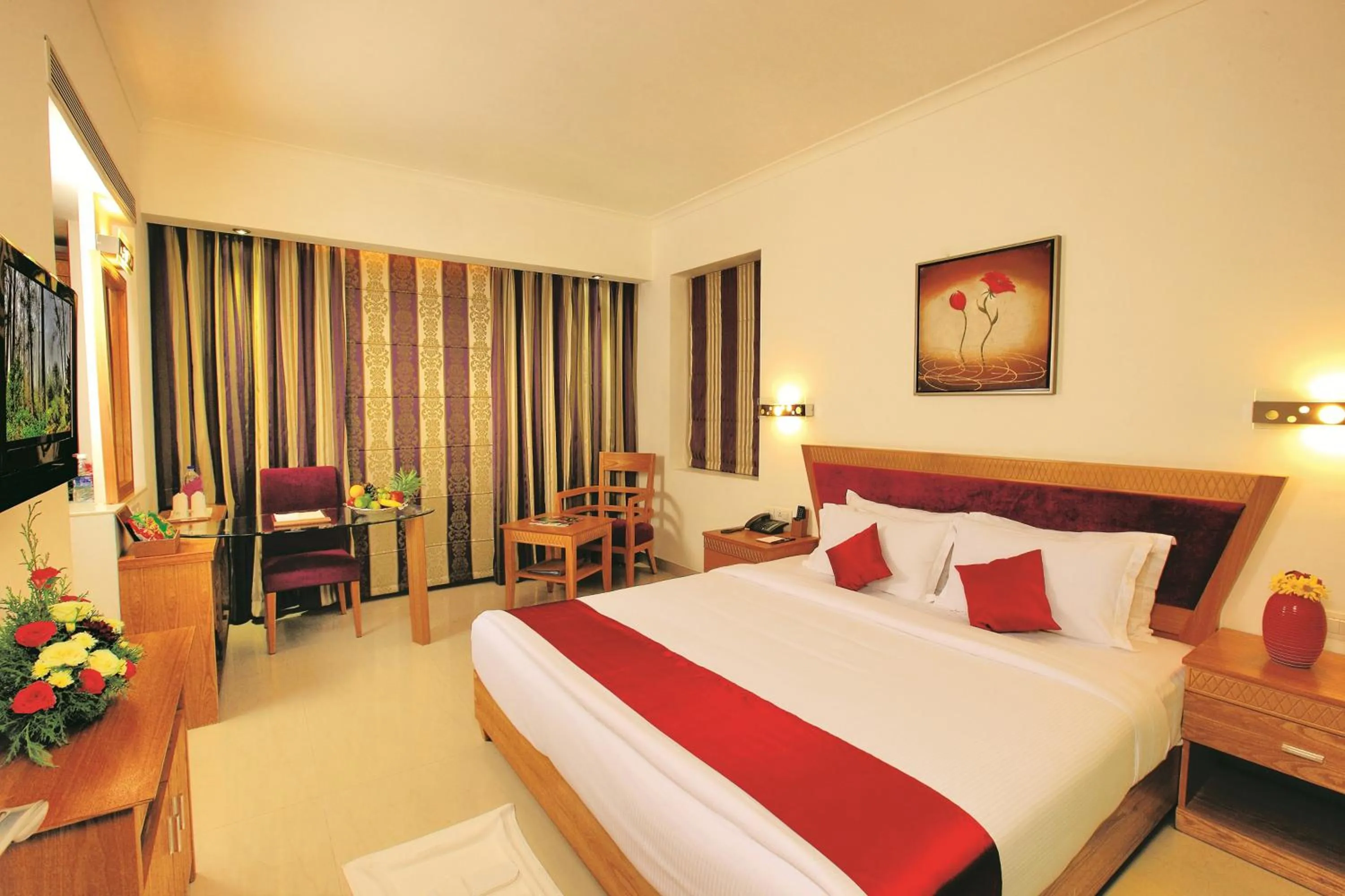 Bed in Biverah Hotel & Suites