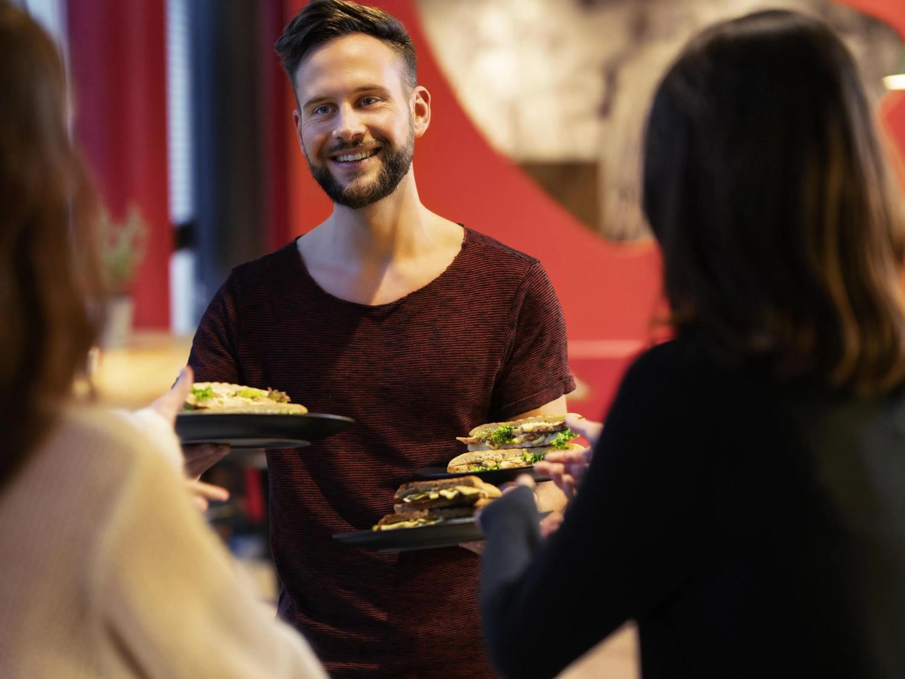 Restaurant/places to eat in ibis Melbourne - Glen Waverley