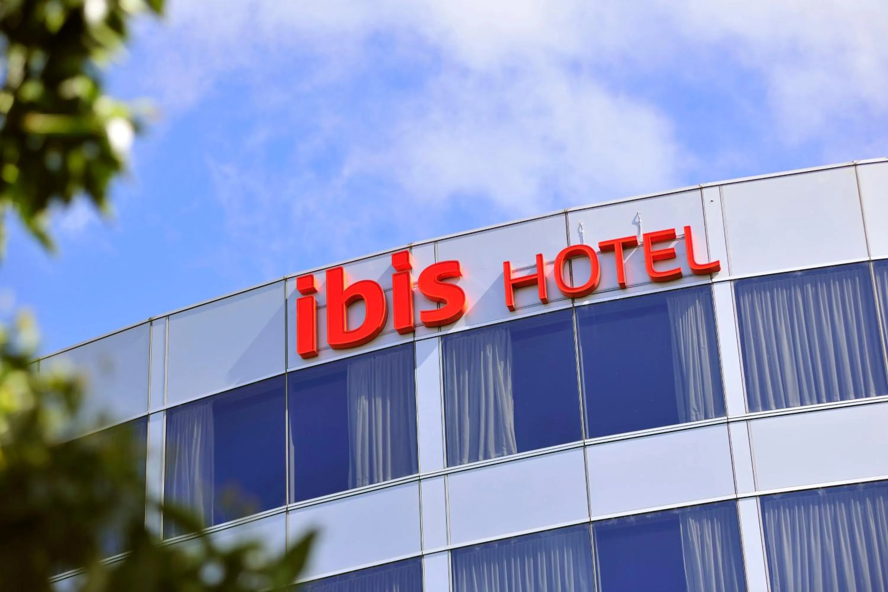Facade/entrance in ibis Melbourne - Glen Waverley