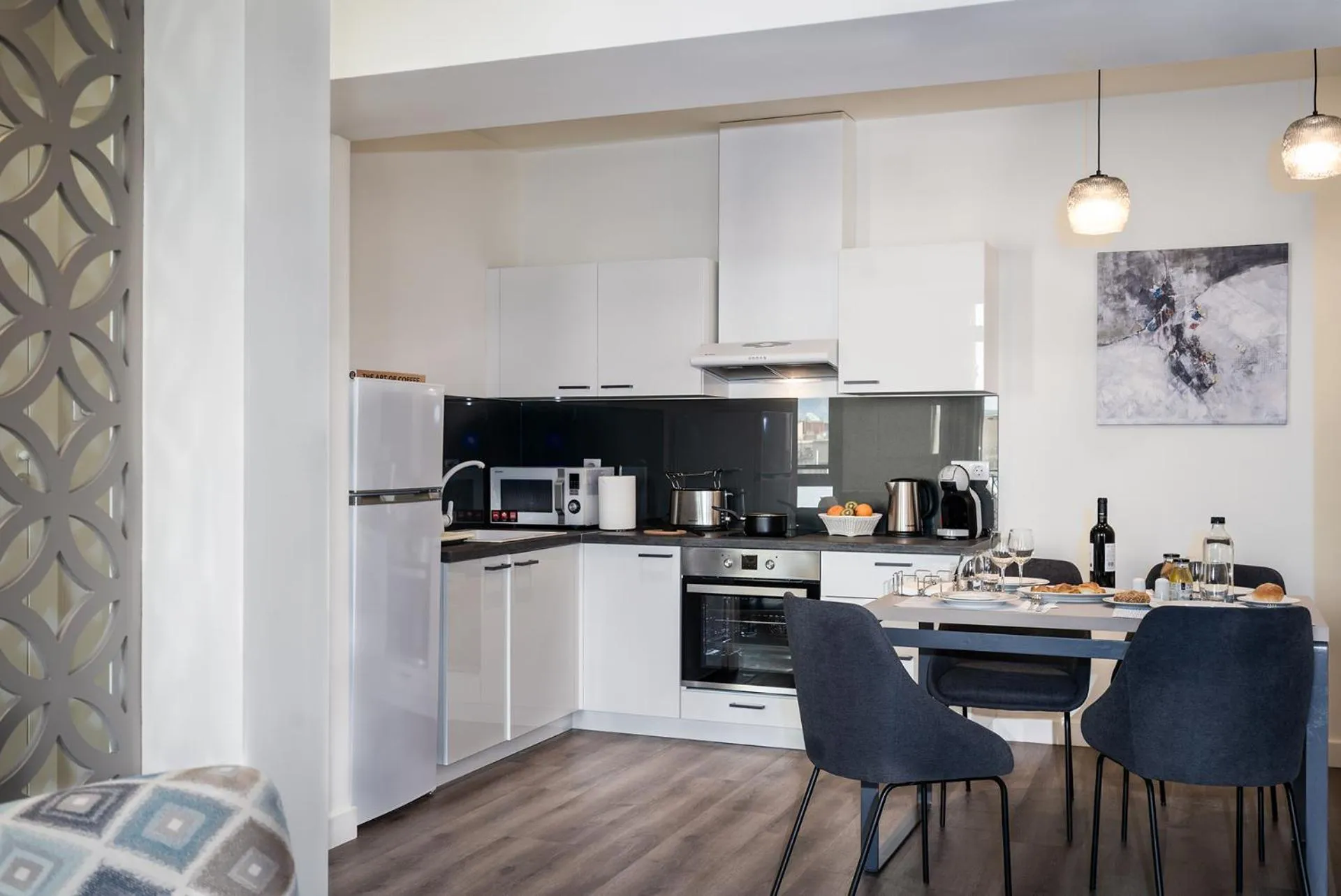 Coffee/tea facilities in Urban Nest - Suites & Apartments