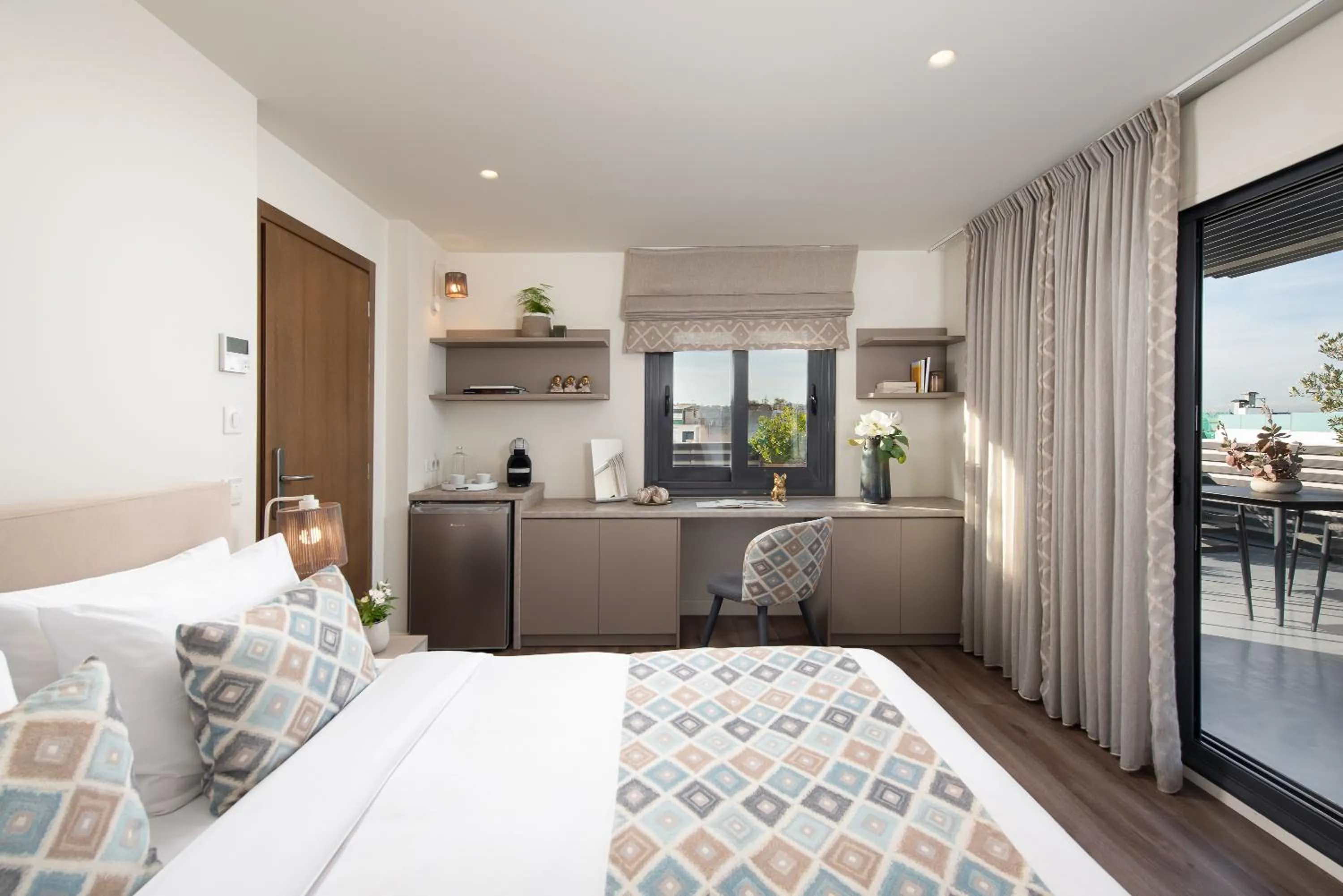 Bed in Urban Nest - Suites & Apartments