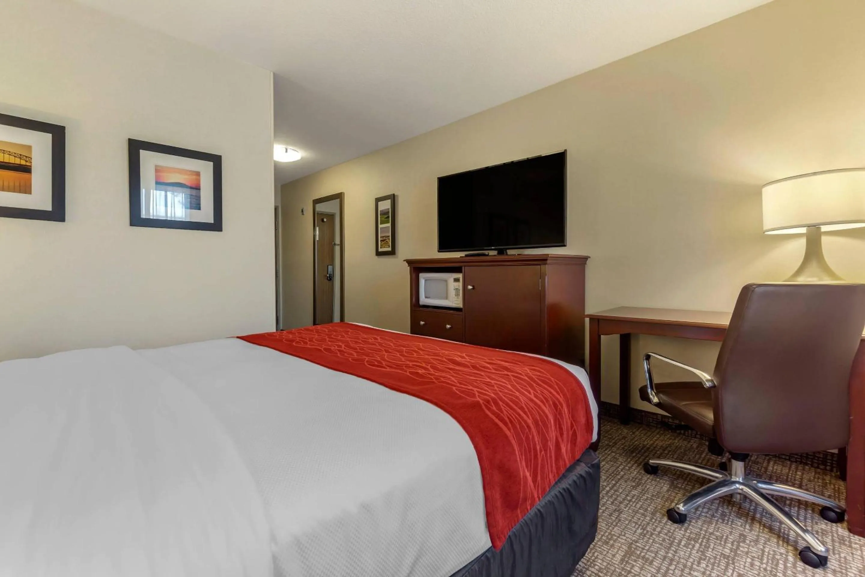 Bedroom, Bed in Comfort Inn Kennewick Richland
