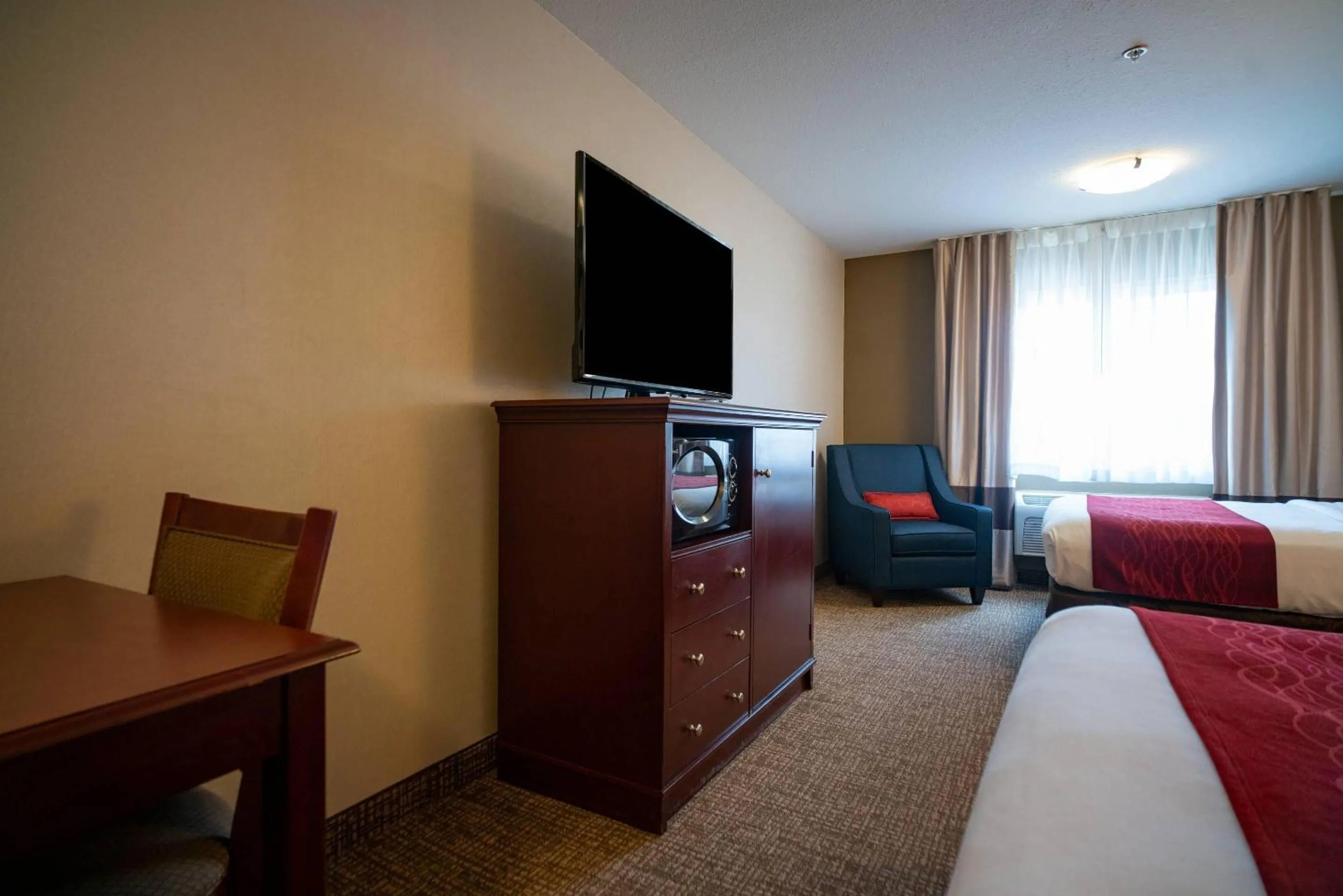 Bedroom, Bed in Comfort Inn Kennewick Richland