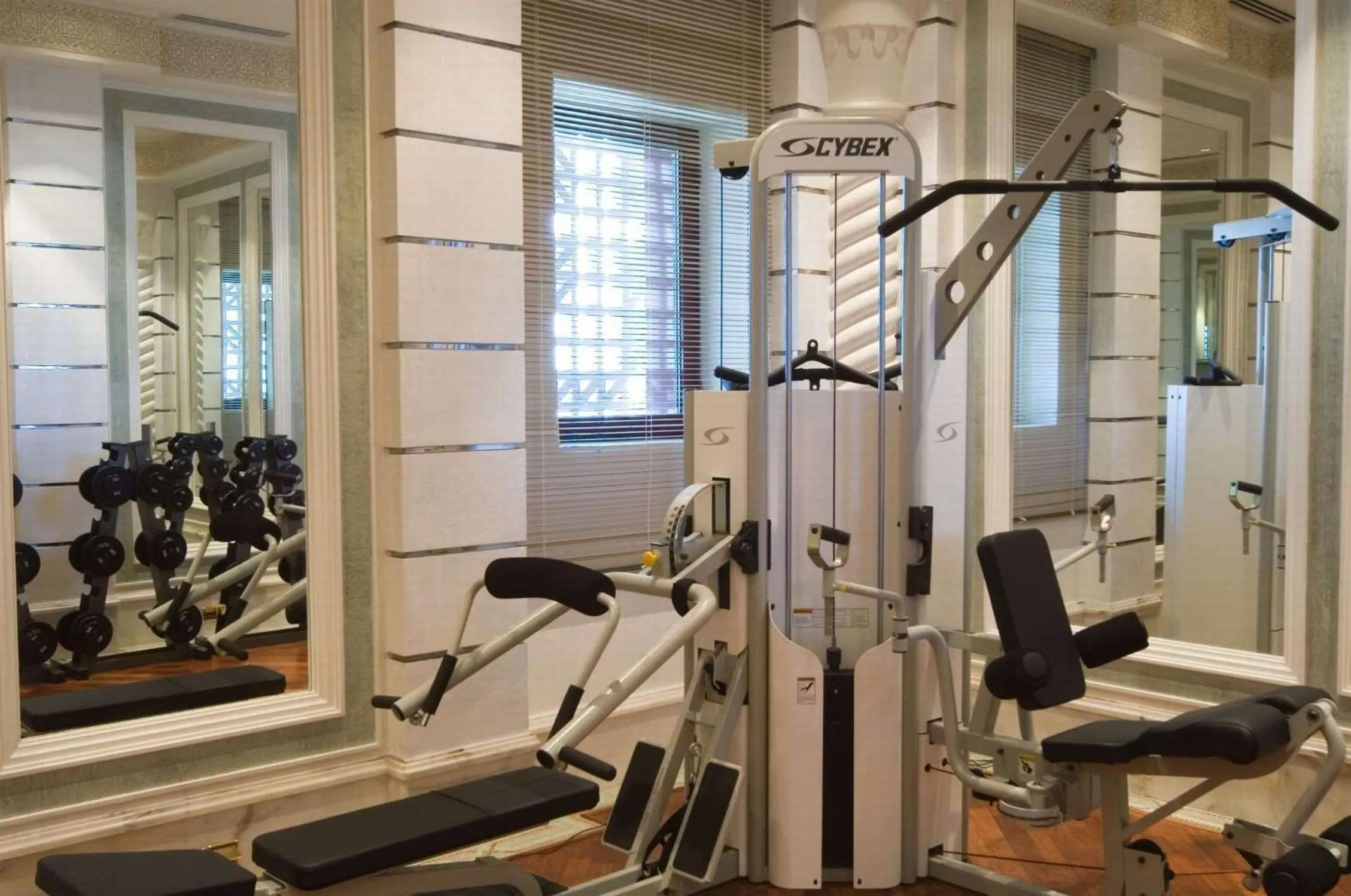 Living room in Waldorf Astoria Jeddah - Qasr Al Sharq