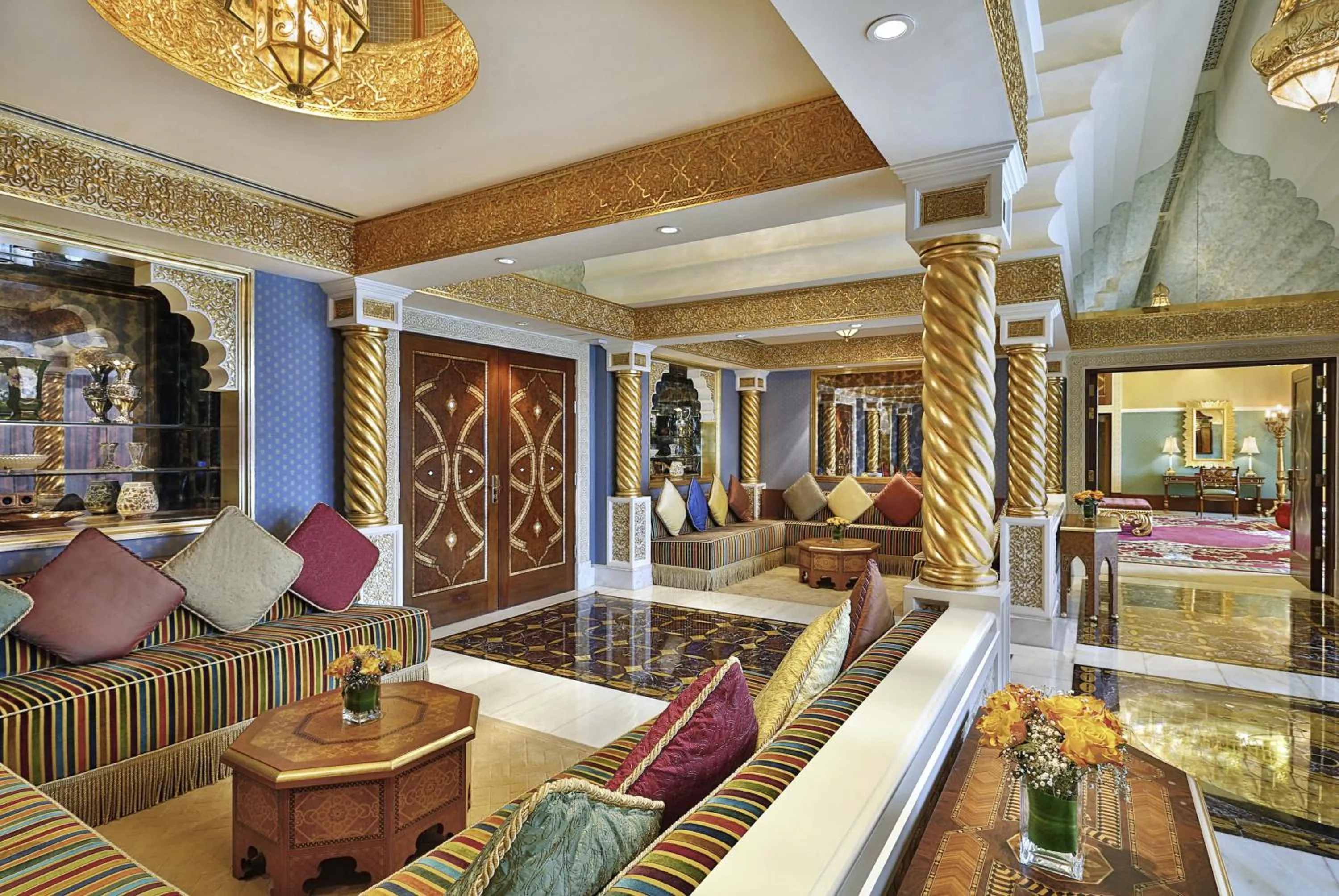 Living room in Waldorf Astoria Jeddah - Qasr Al Sharq