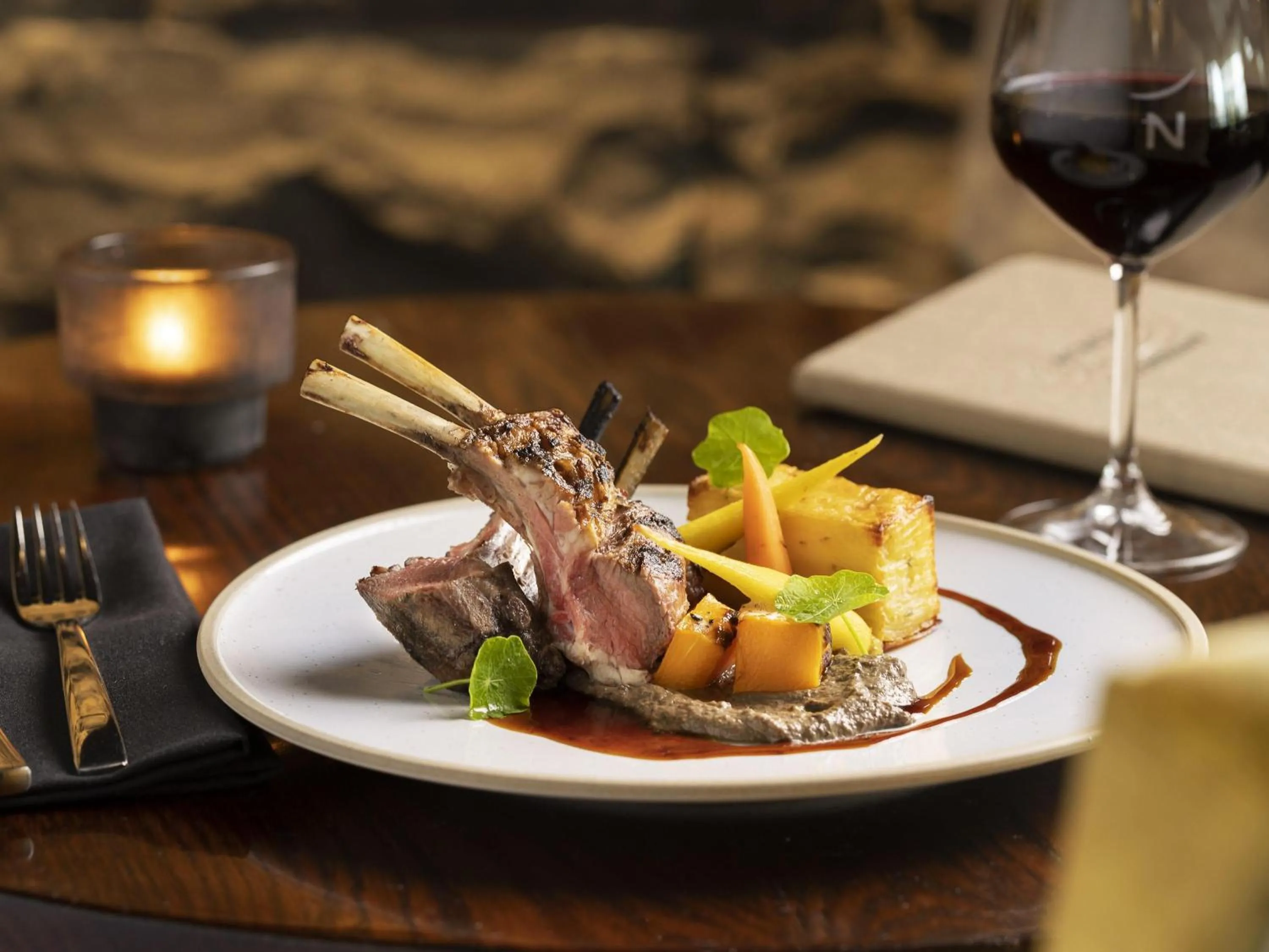 Restaurant/places to eat in ibis Auckland Ellerslie