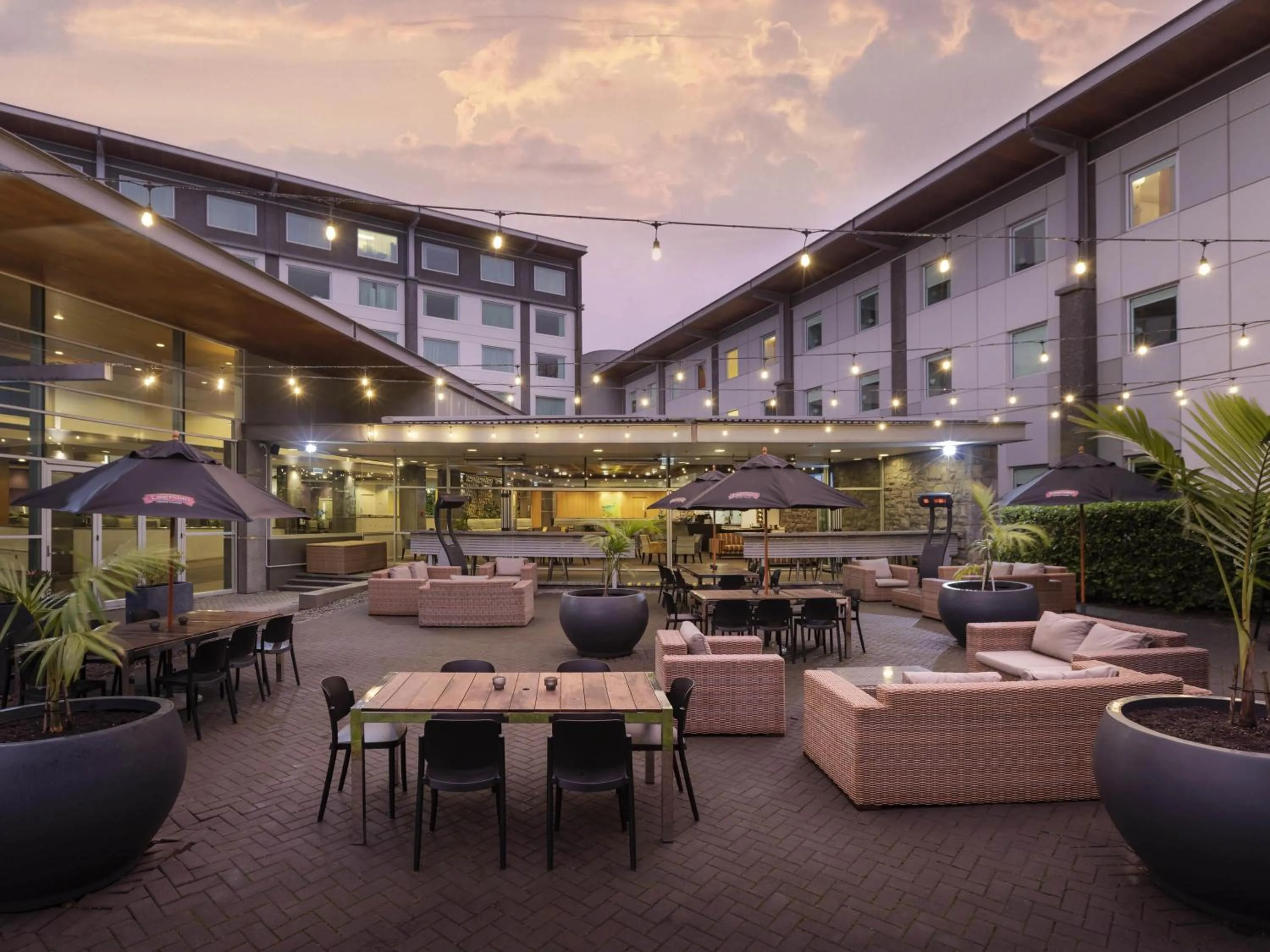 Property building in ibis Auckland Ellerslie