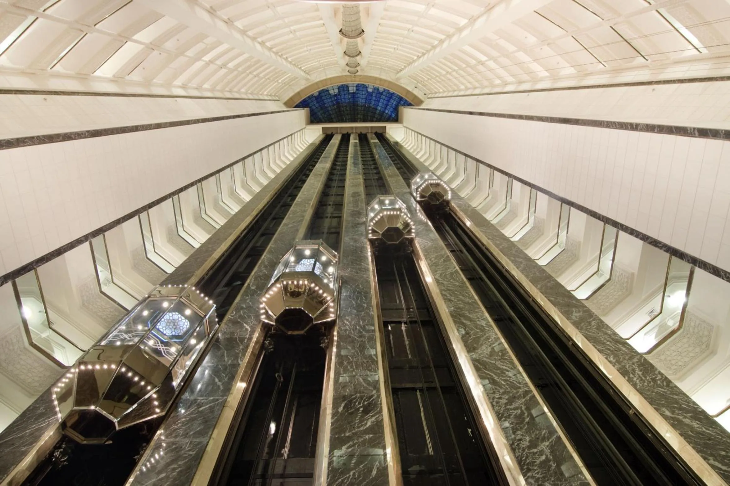 Lobby or reception in Makkah Hotel