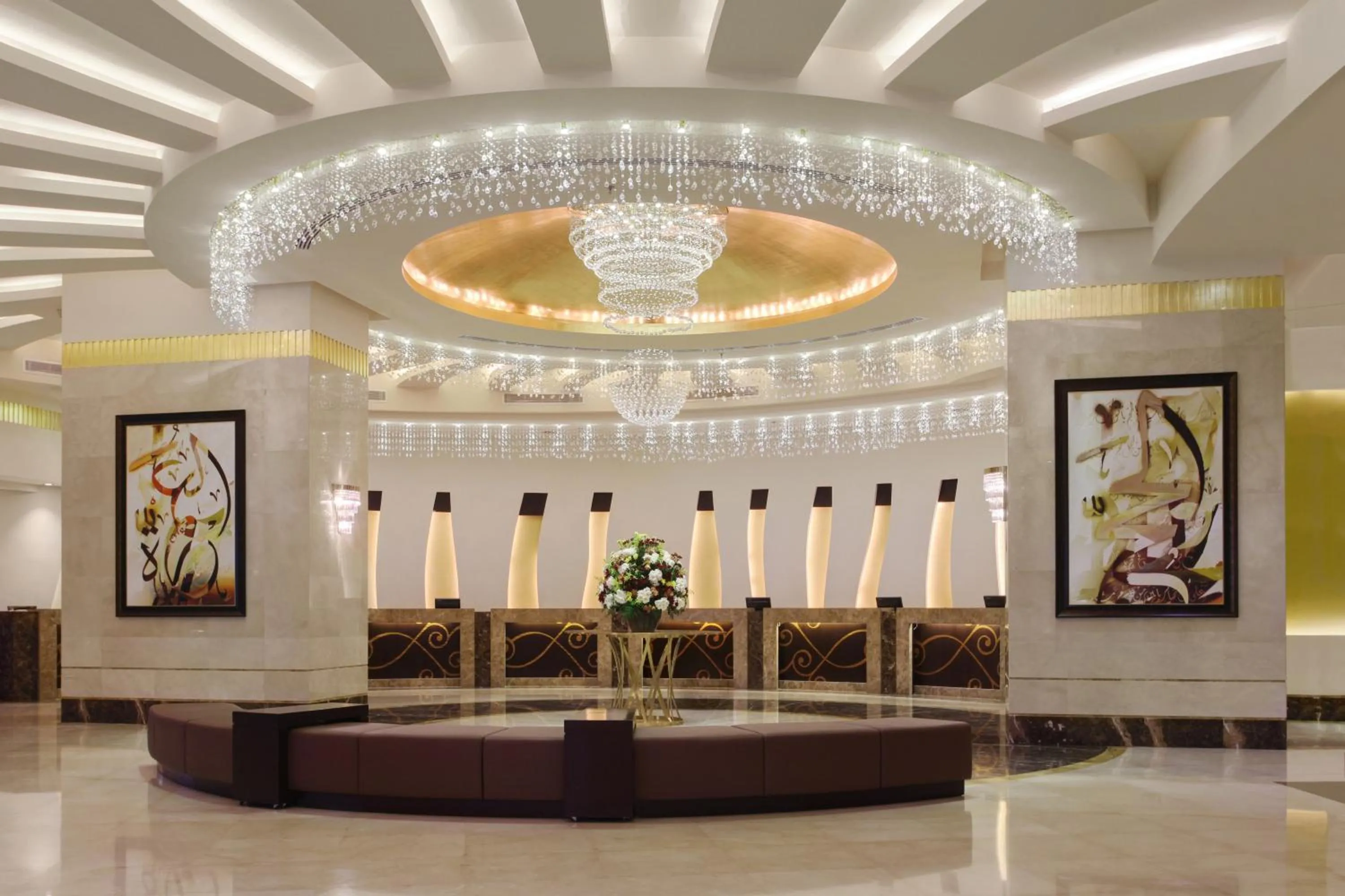 Lobby or reception in Makkah Hotel