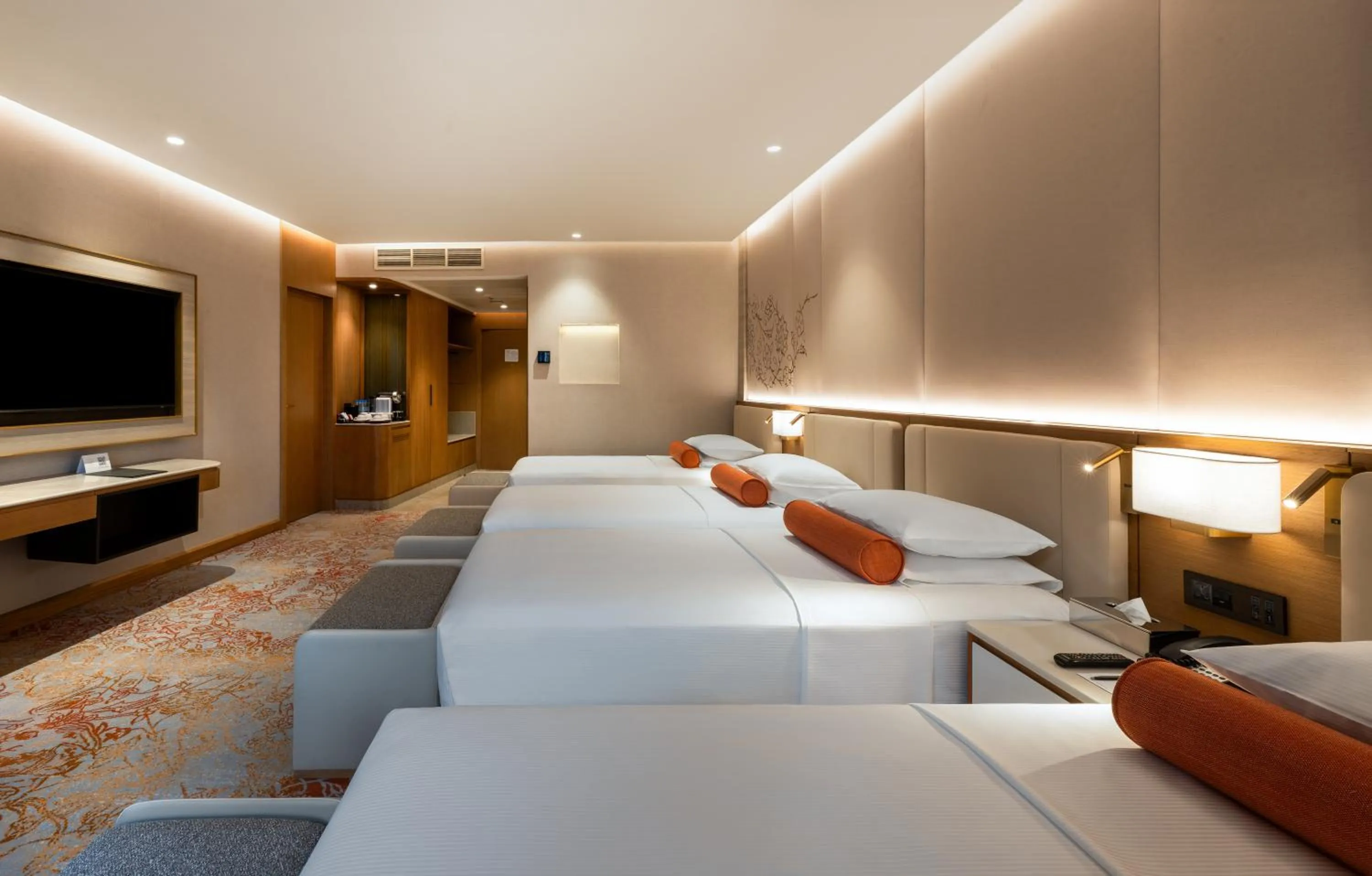 Photo of the whole room, Bed in Makkah Hotel