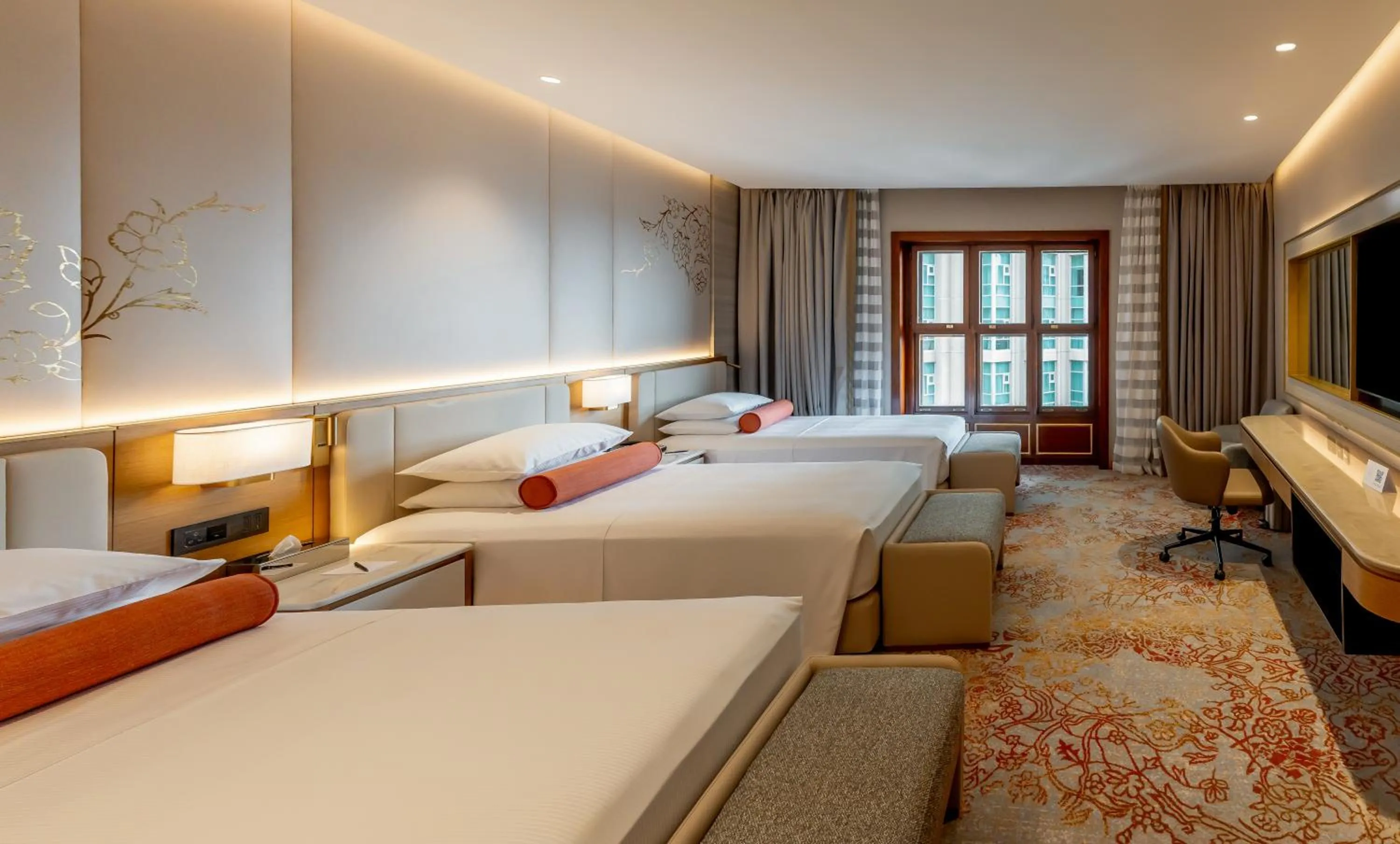 Photo of the whole room, Bed in Makkah Hotel