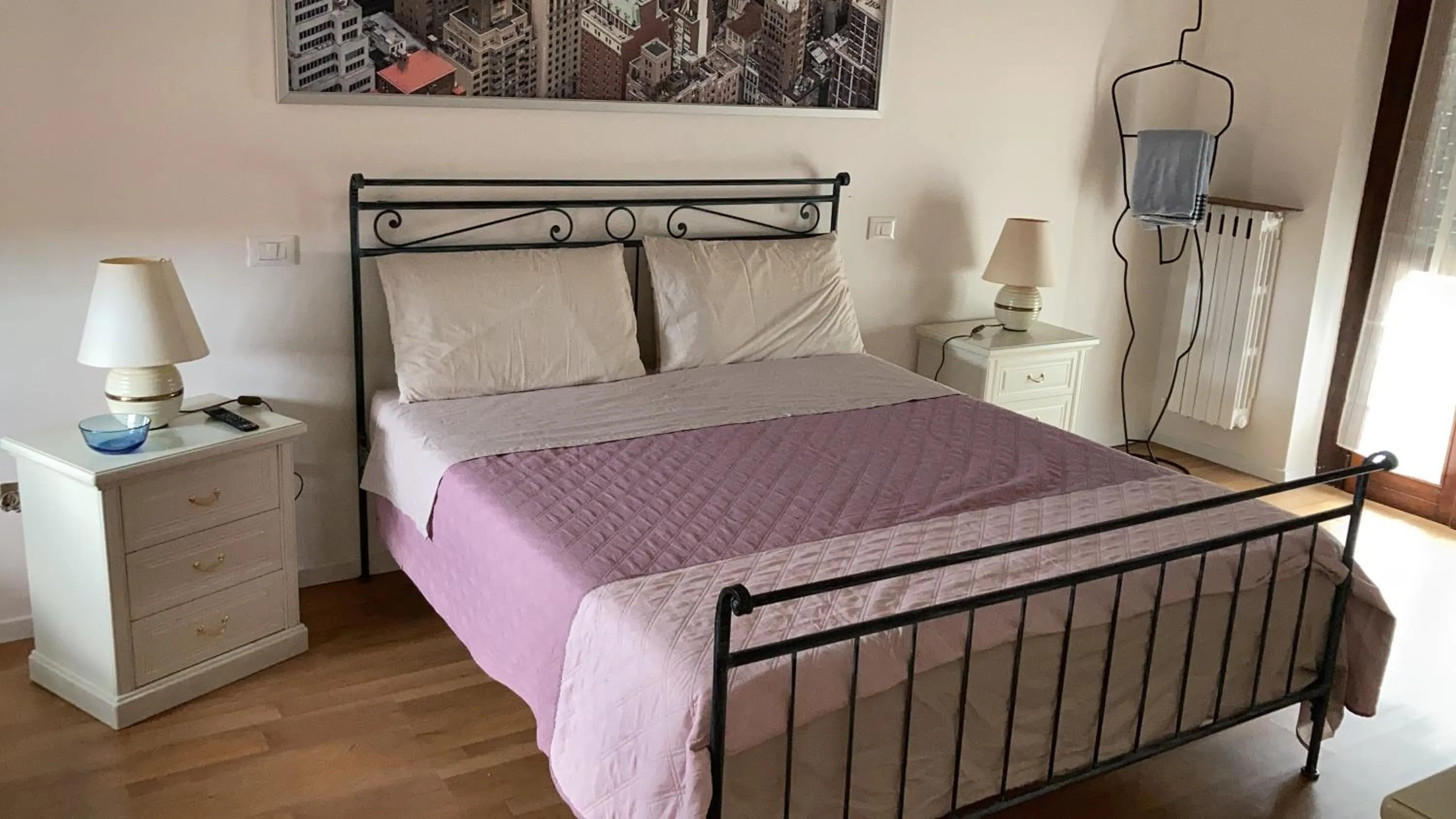 Bedroom, Bed in Room Saronno + B&B