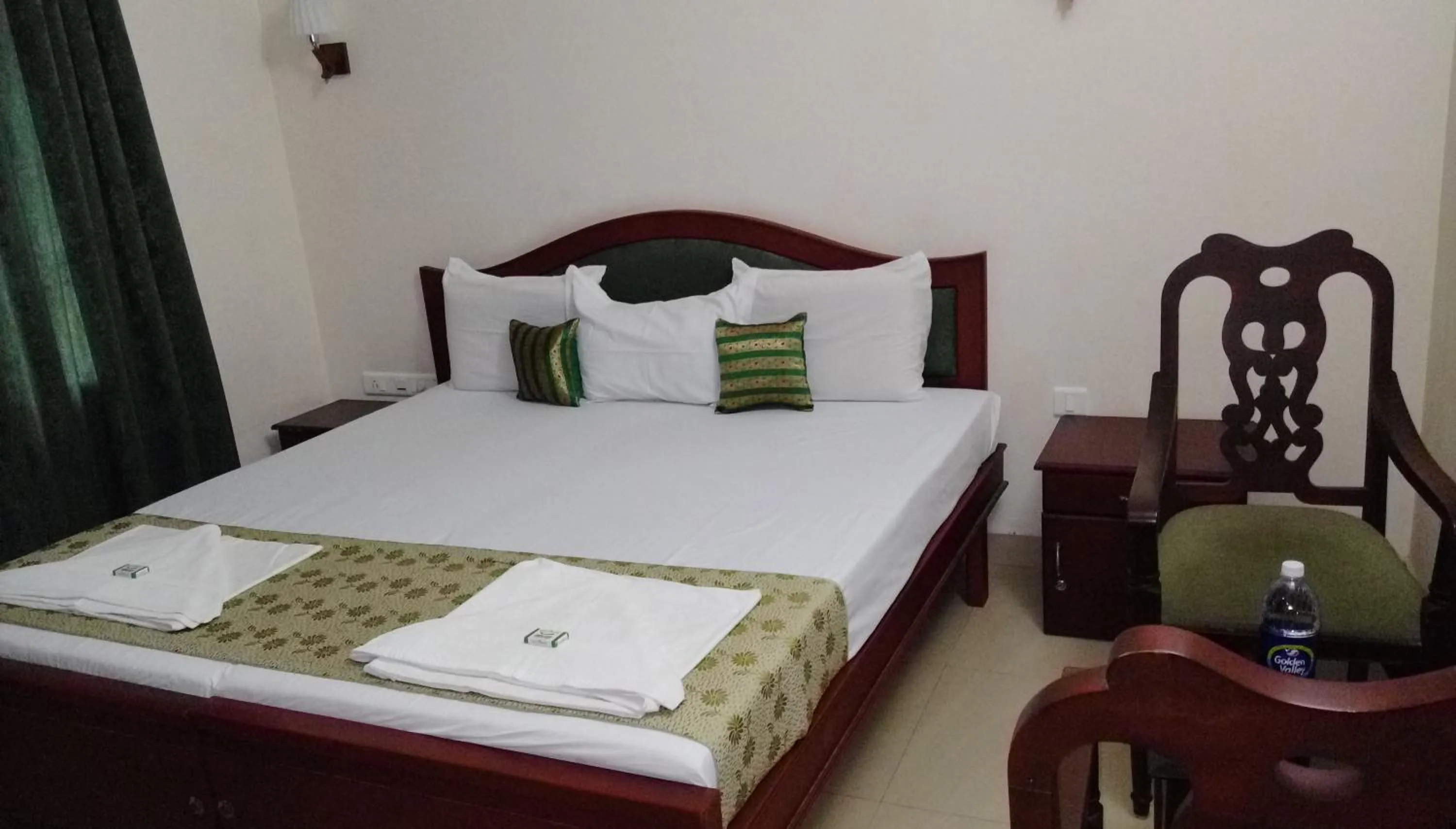 Bed in Elim Homestay Fort Kochi