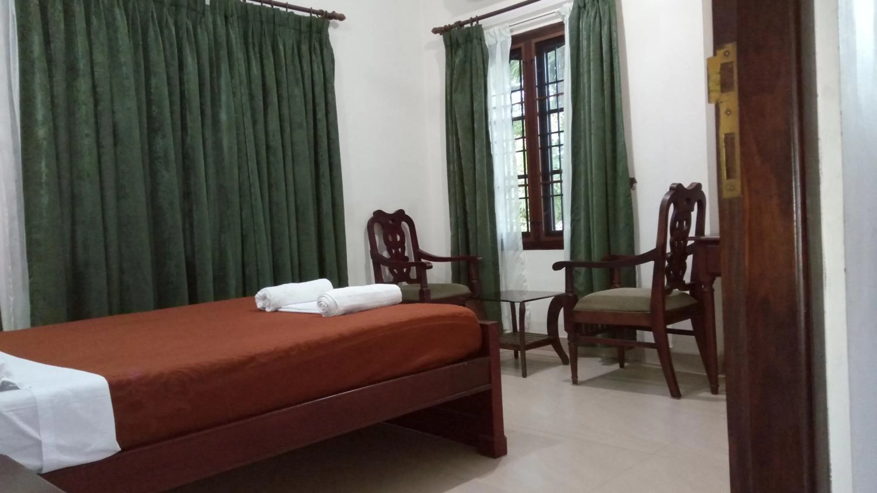 Bed in Elim Homestay Fort Kochi