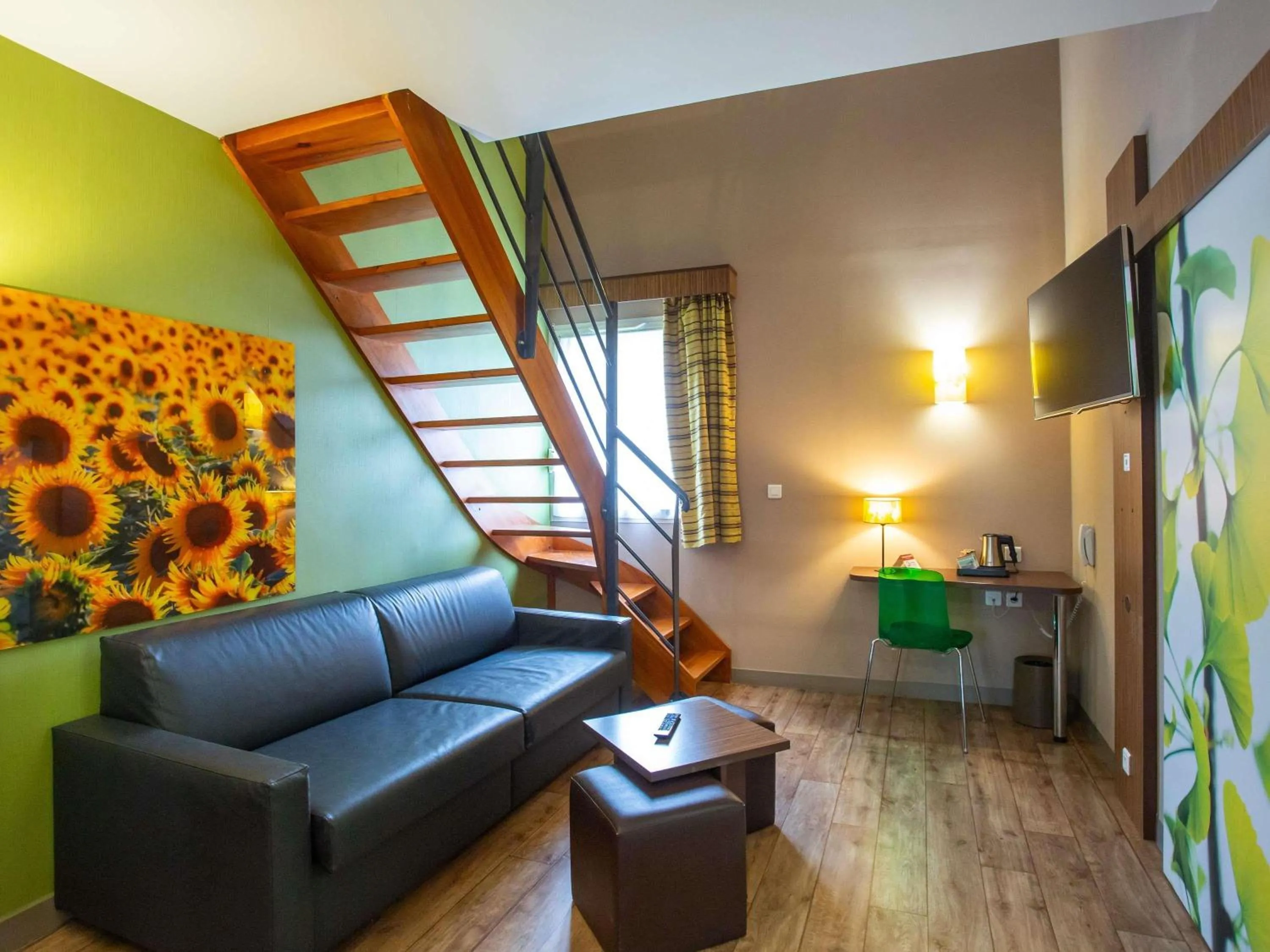 Bedroom in Hôtel Ibis Styles Bourges