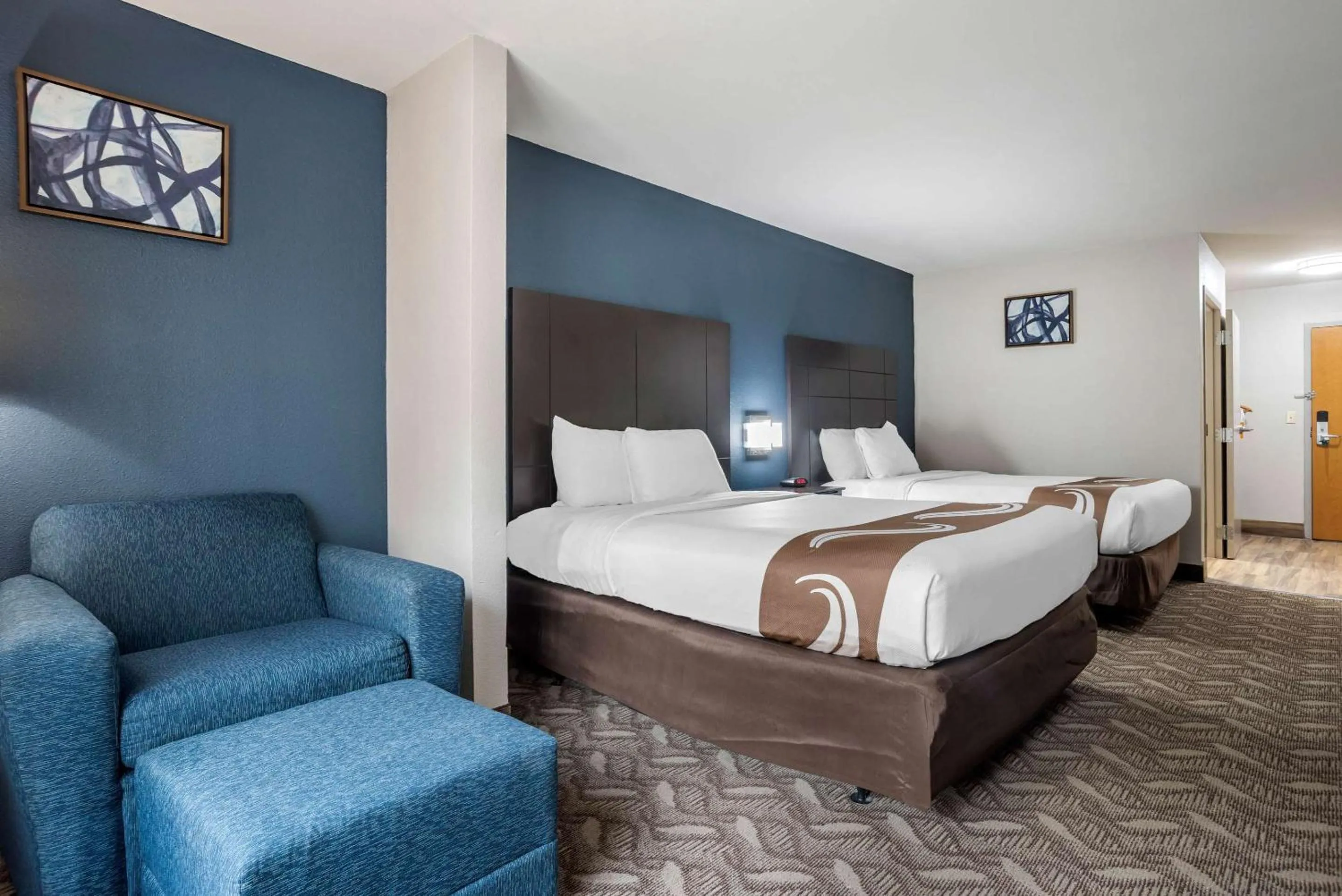 Bedroom, Bed in Quality Suites Baton Rouge East - Denham Springs