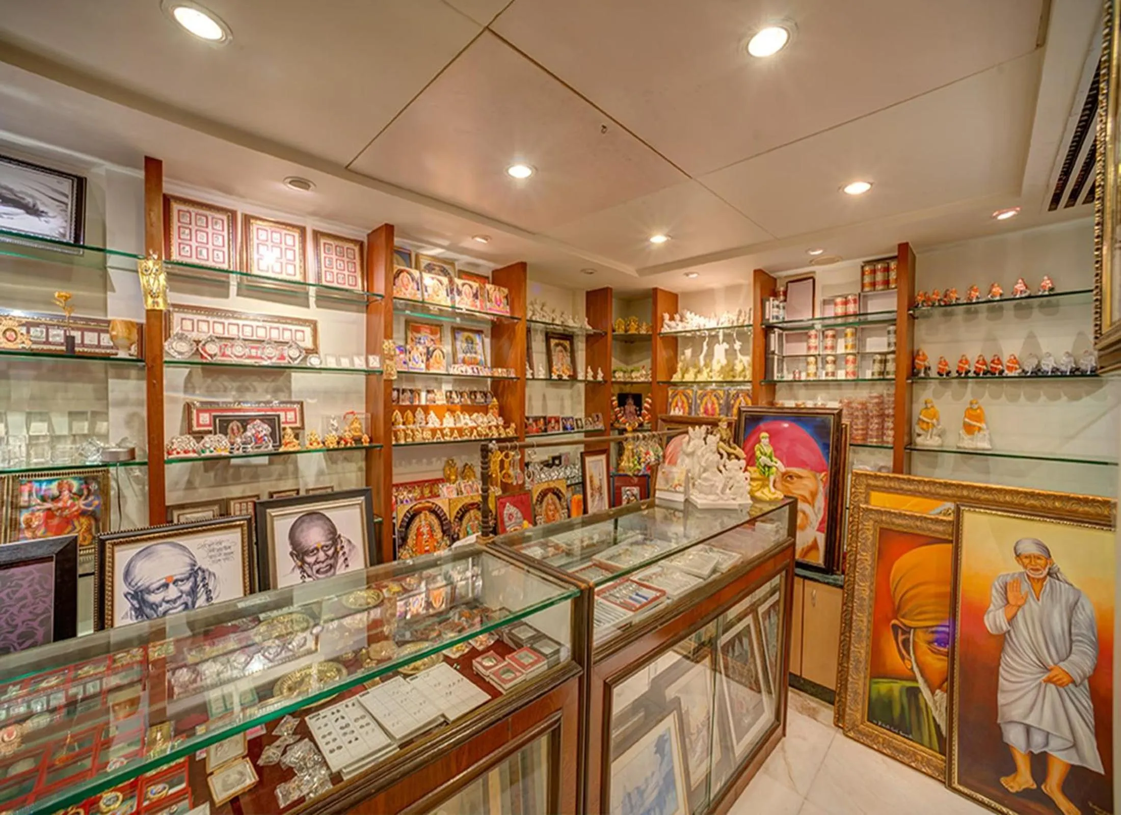 On-site shops in Renest Shraddha Inn - Shirdi