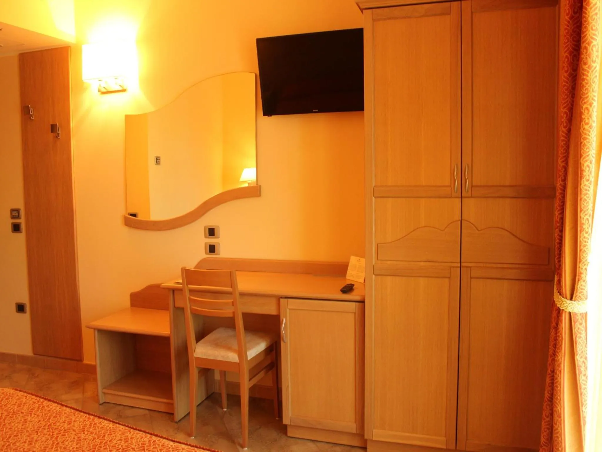 TV and multimedia in Blu Tropical Resort