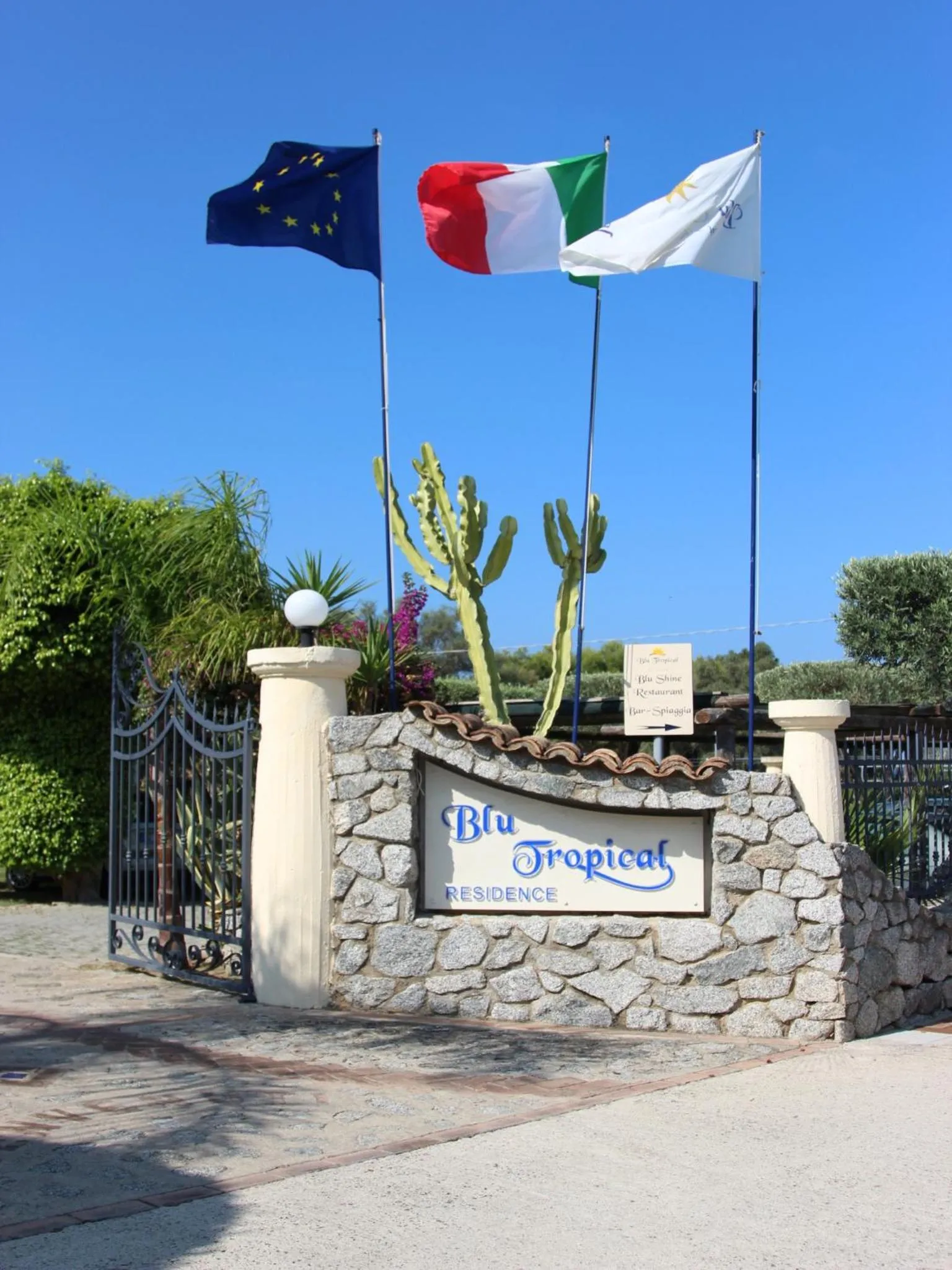 Facade/entrance in Blu Tropical Resort
