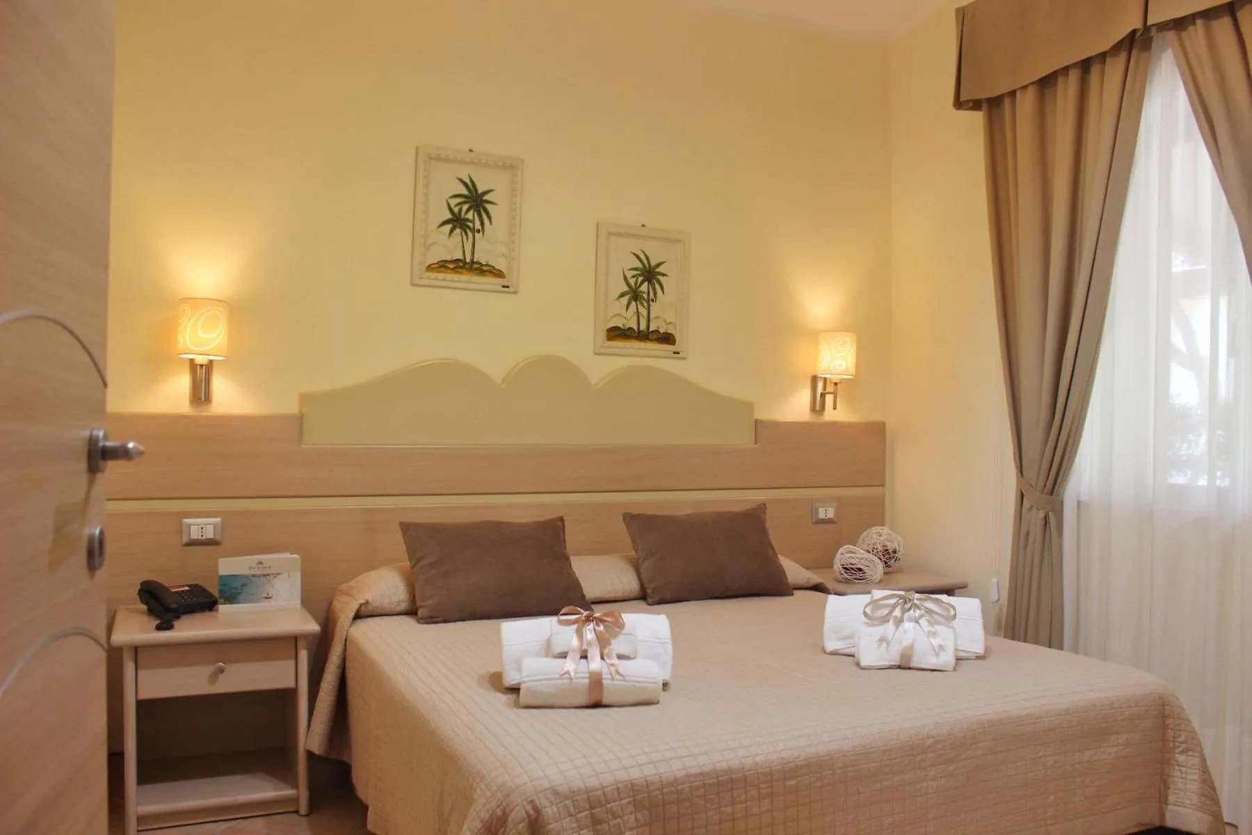 Photo of the whole room, Bed in Blu Tropical Resort