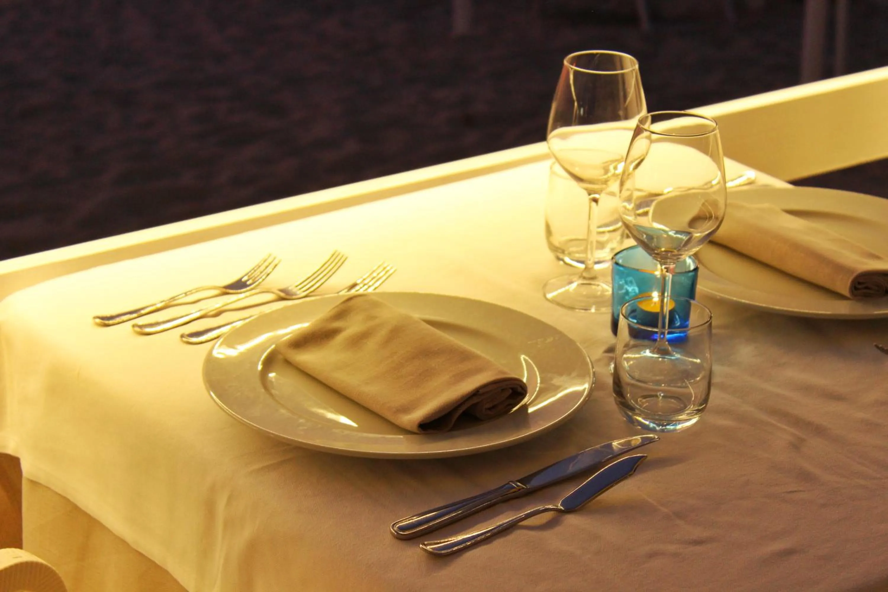 Restaurant/places to eat in Blu Tropical Resort