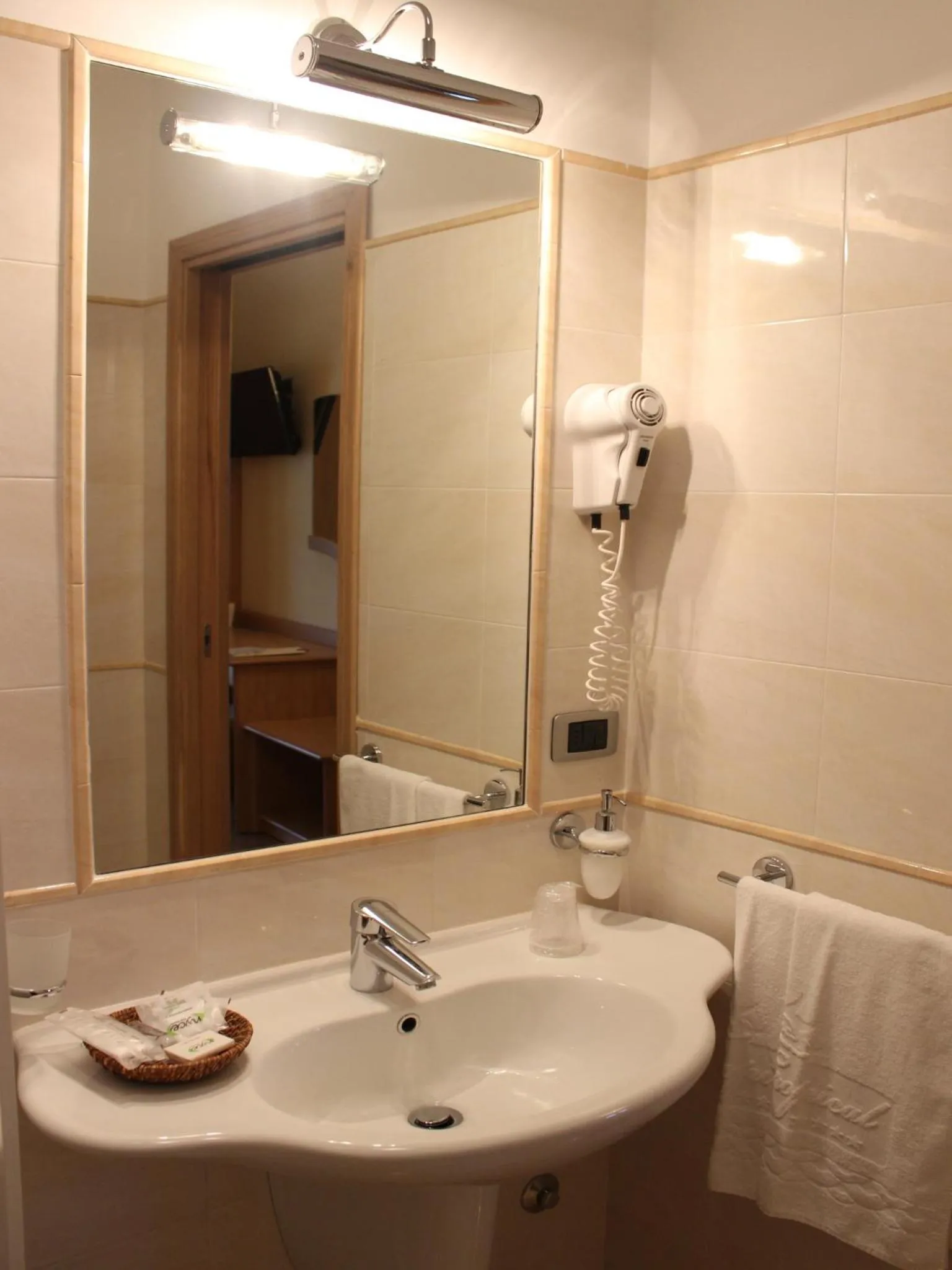 Bathroom in Blu Tropical Resort
