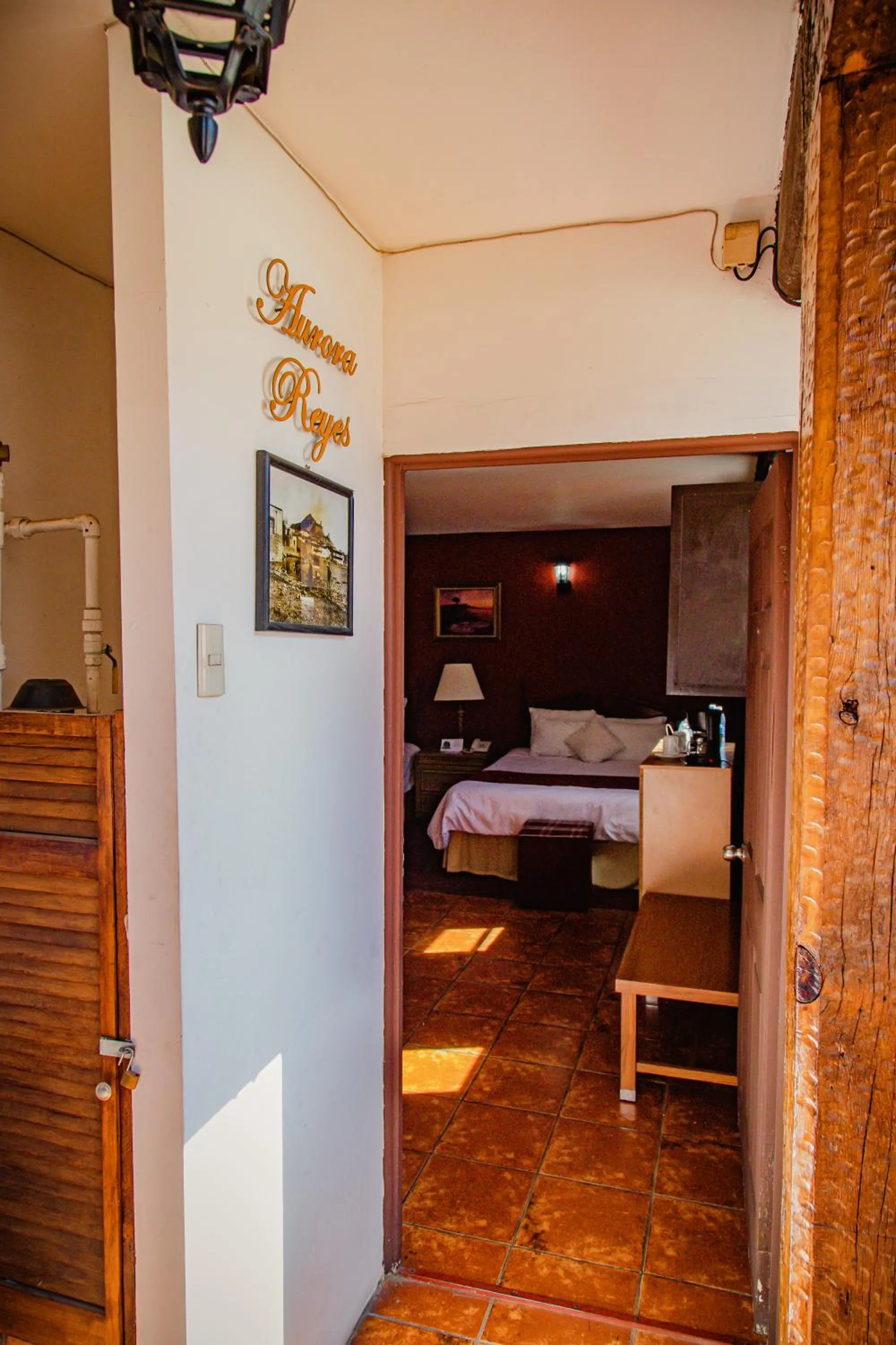 Photo of the whole room, Bed in HOTEL BOUTIQUE EL VIEJO MUNDO