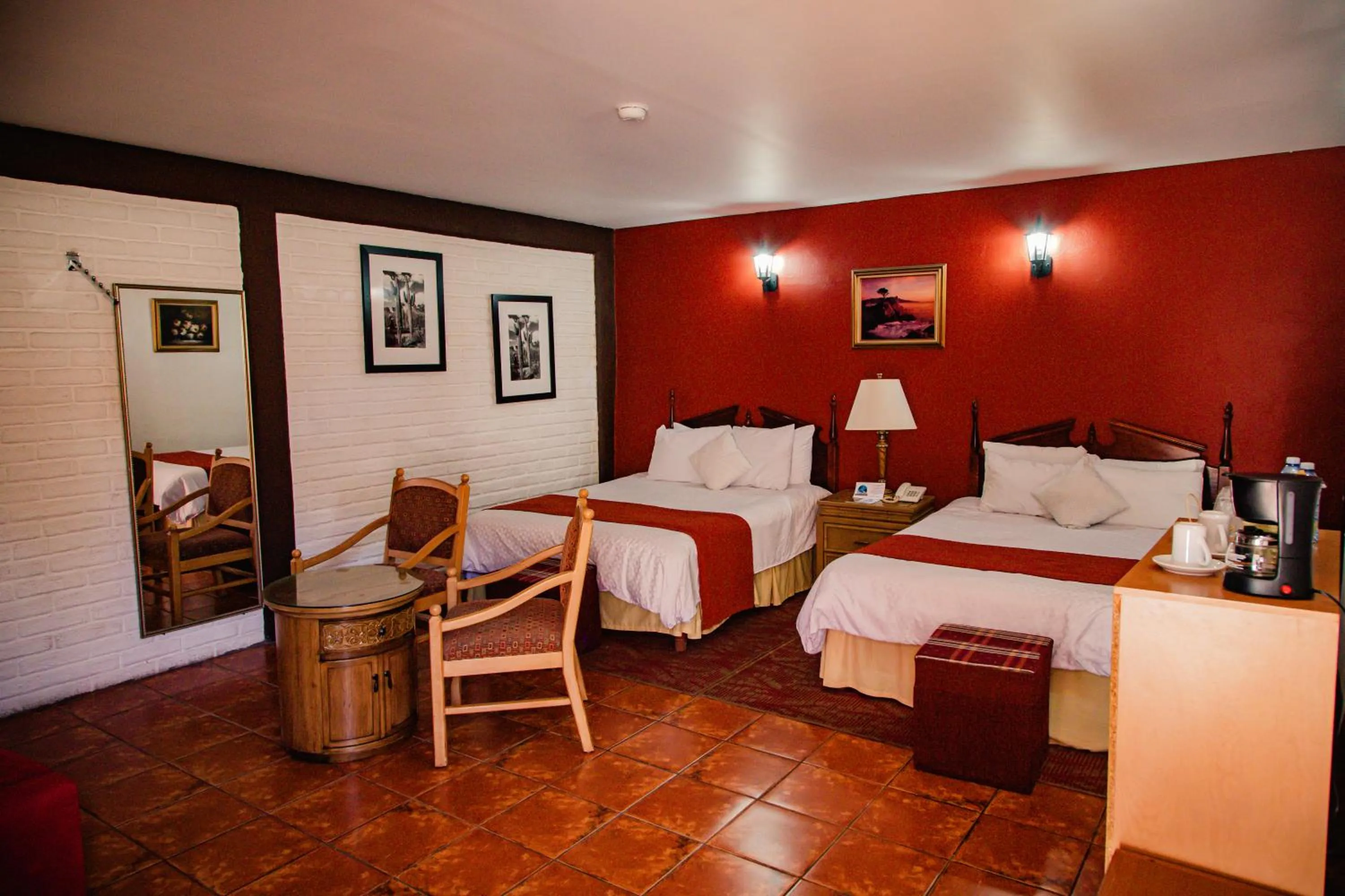 Photo of the whole room, Bed in HOTEL BOUTIQUE EL VIEJO MUNDO