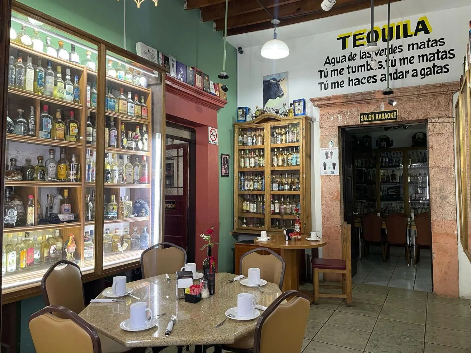 Lounge or bar in HOTEL BOUTIQUE EL VIEJO MUNDO