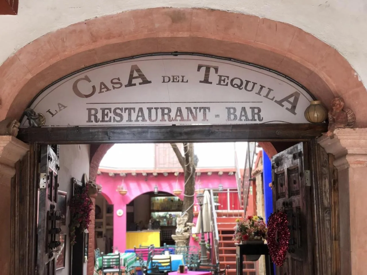 Restaurant/places to eat in HOTEL BOUTIQUE EL VIEJO MUNDO