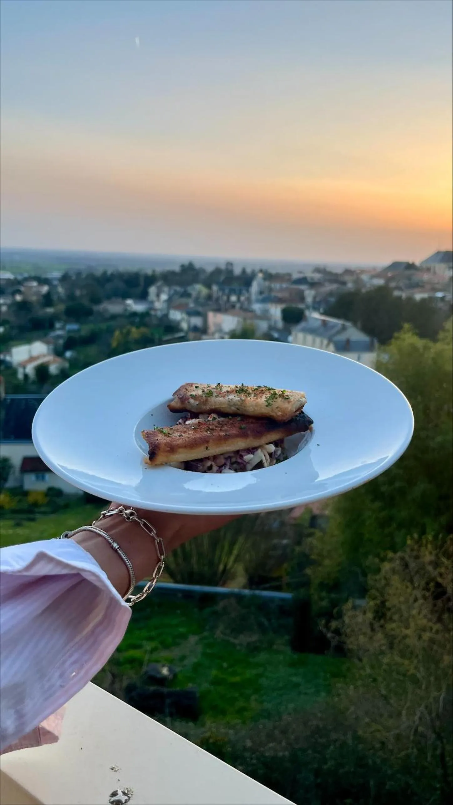 Restaurant/places to eat in Logis Hôtel de la Bruyere