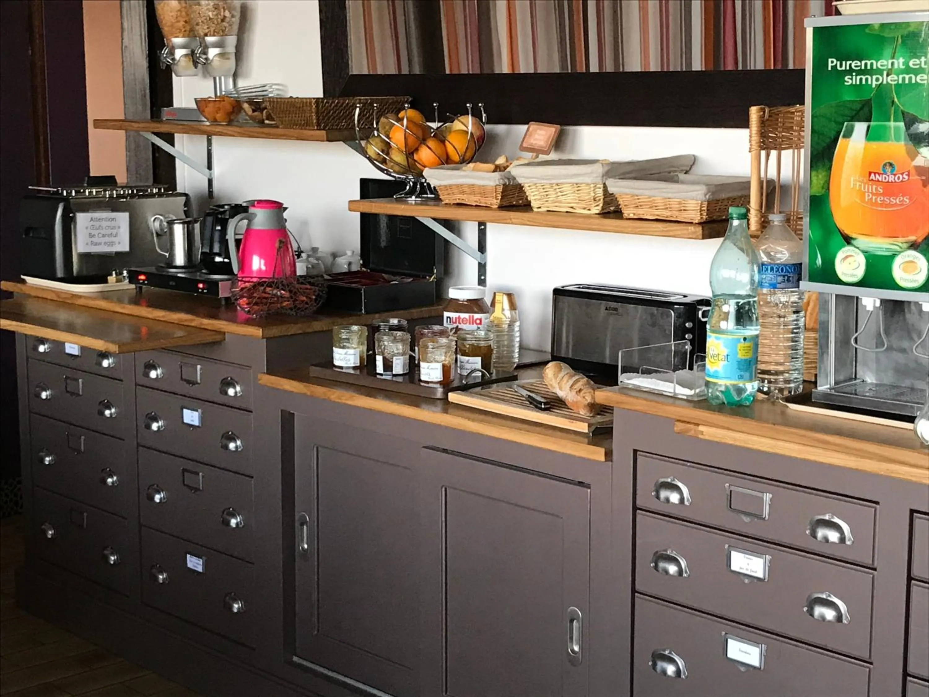 Buffet breakfast in Logis Hôtel de la Bruyere