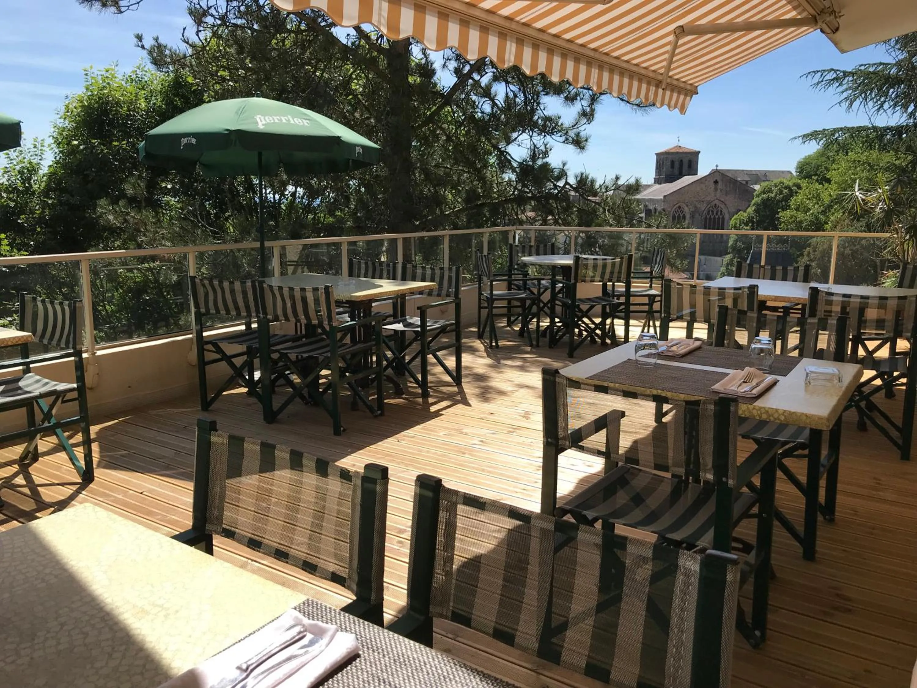 Balcony/Terrace in Logis Hôtel de la Bruyere