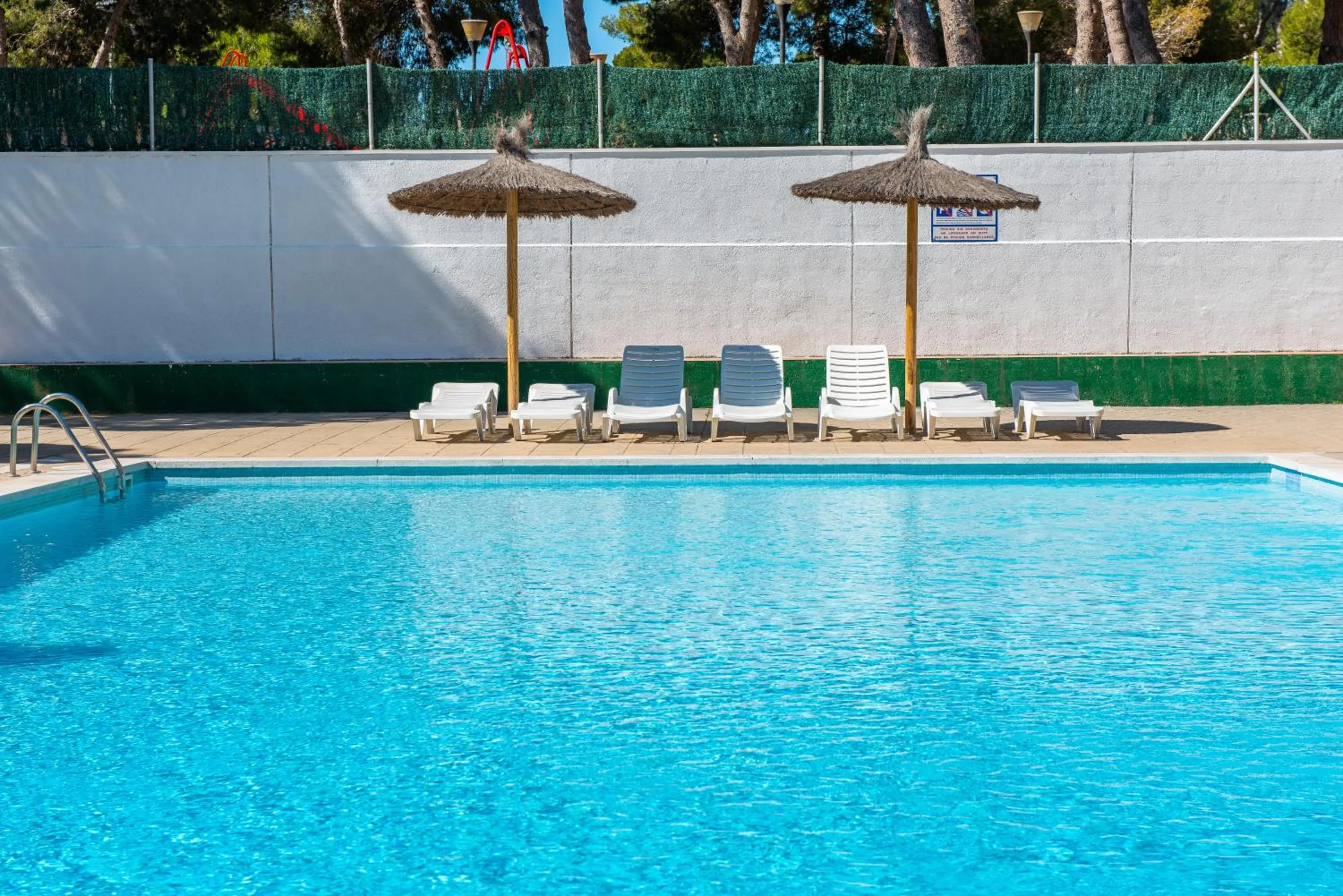 Pool view in Salou Pacific Rentalmar