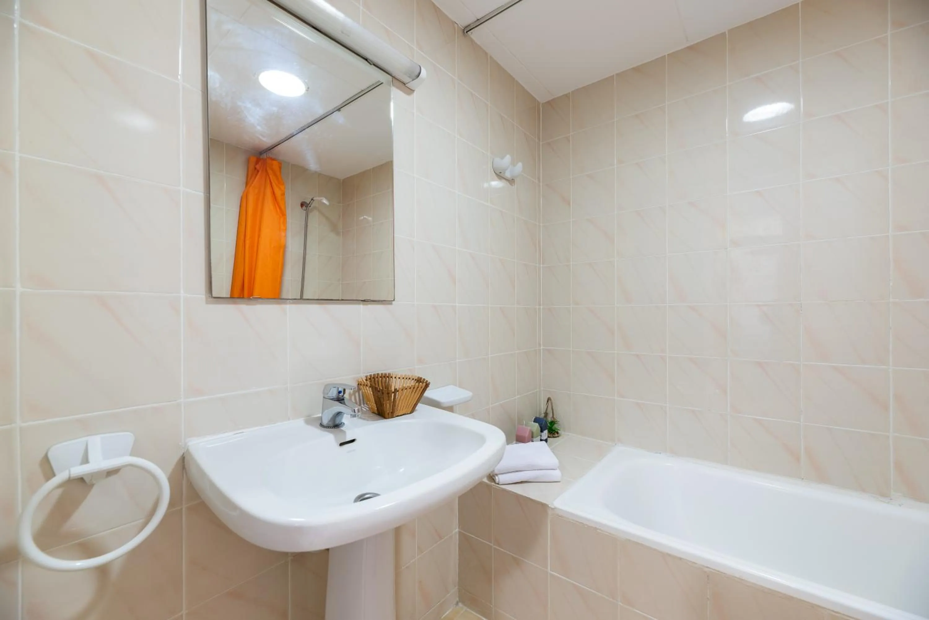 Bathroom in Rentalmar Pins Marina