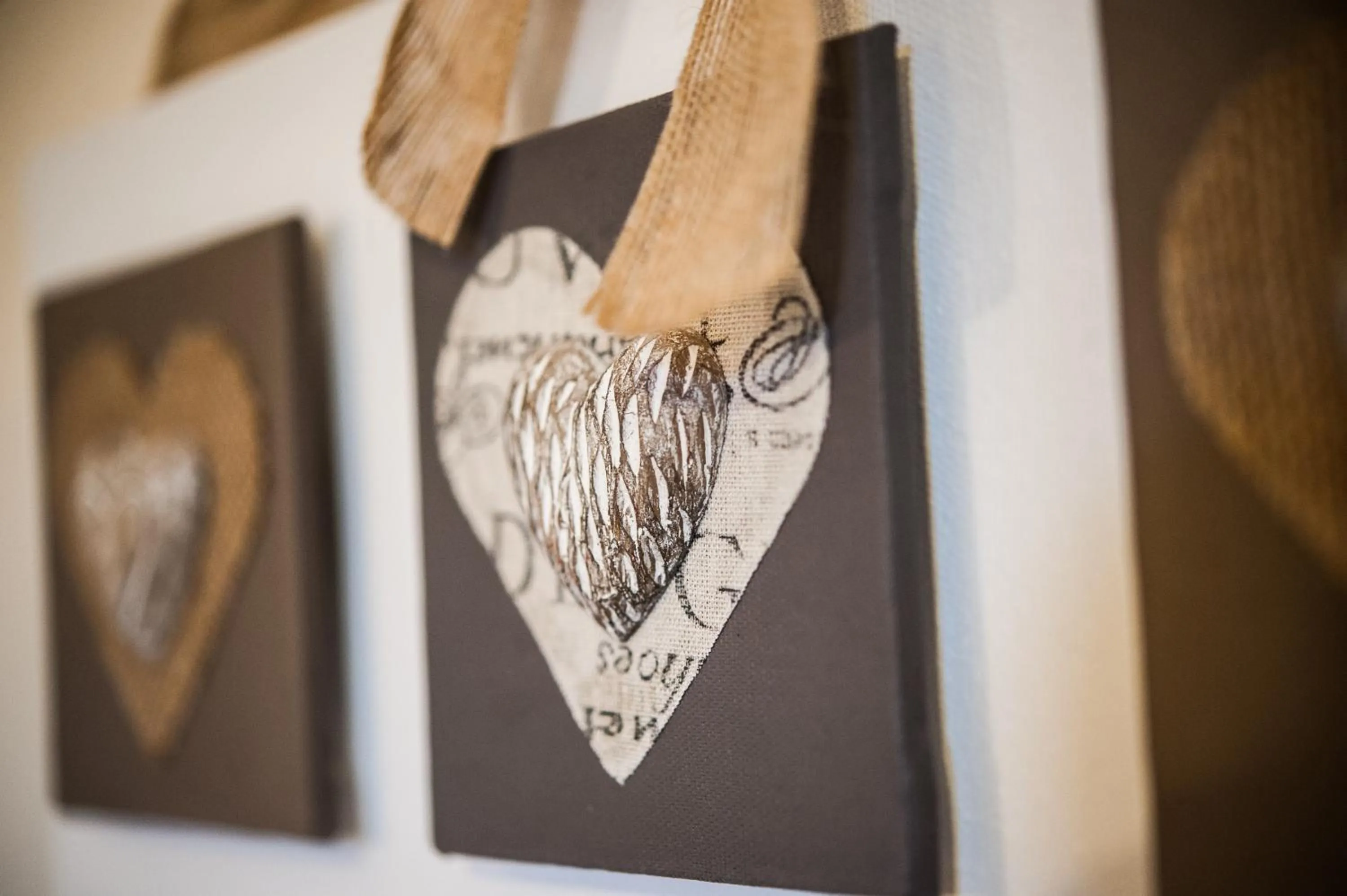 Decorative detail in Ardross Glencairn