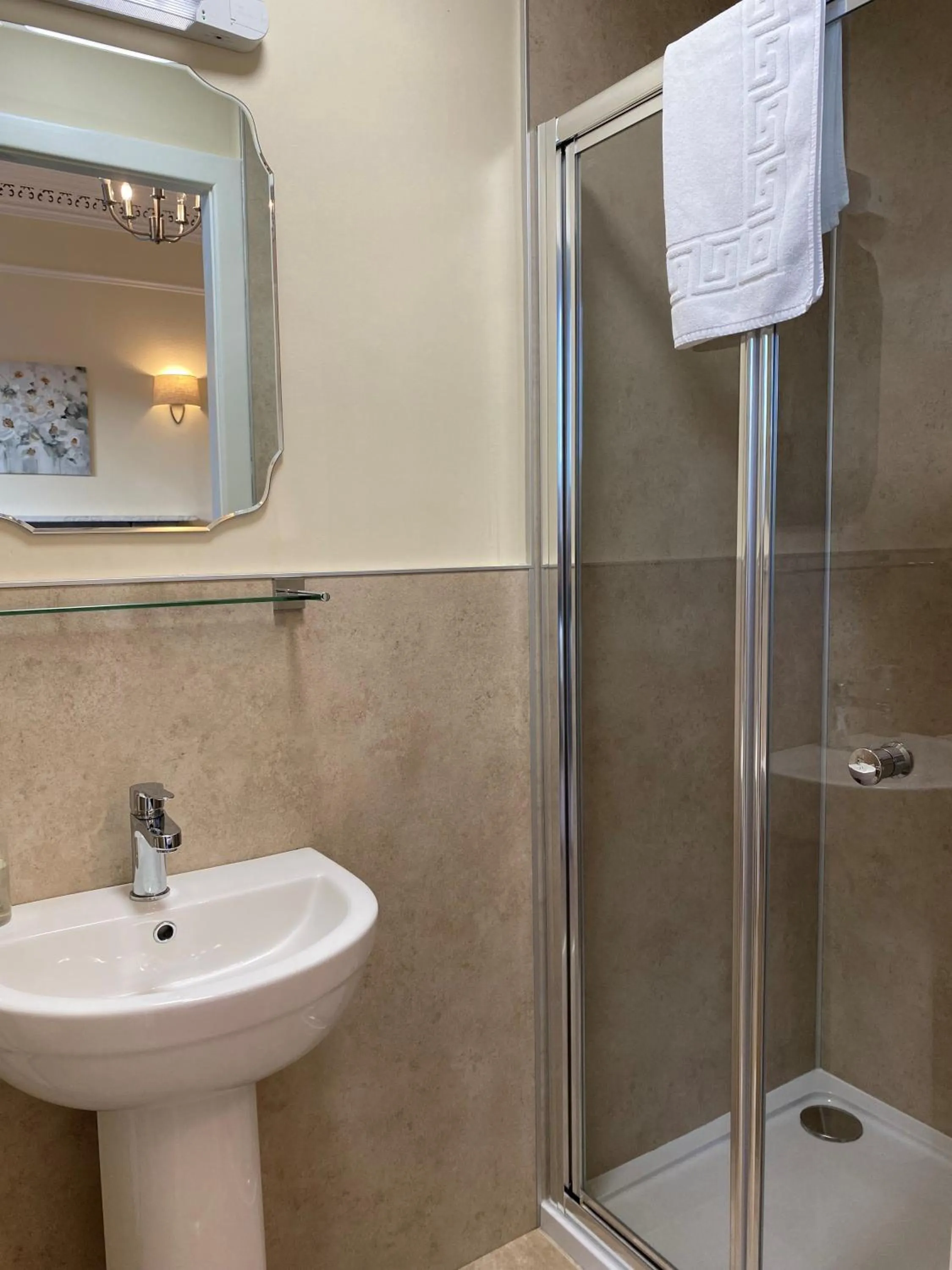 Bathroom in Ardross Glencairn