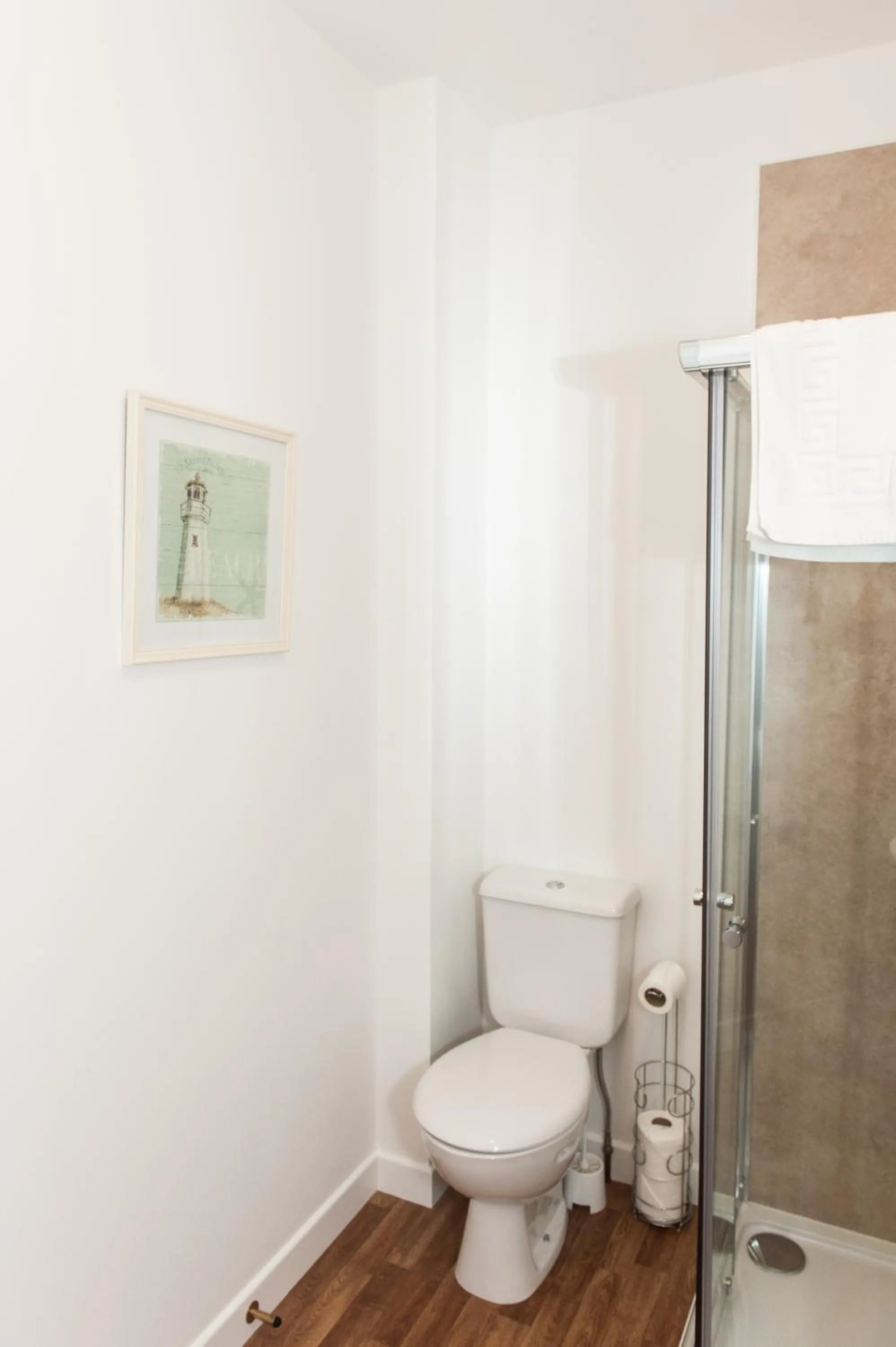 Shower in Ardross Glencairn