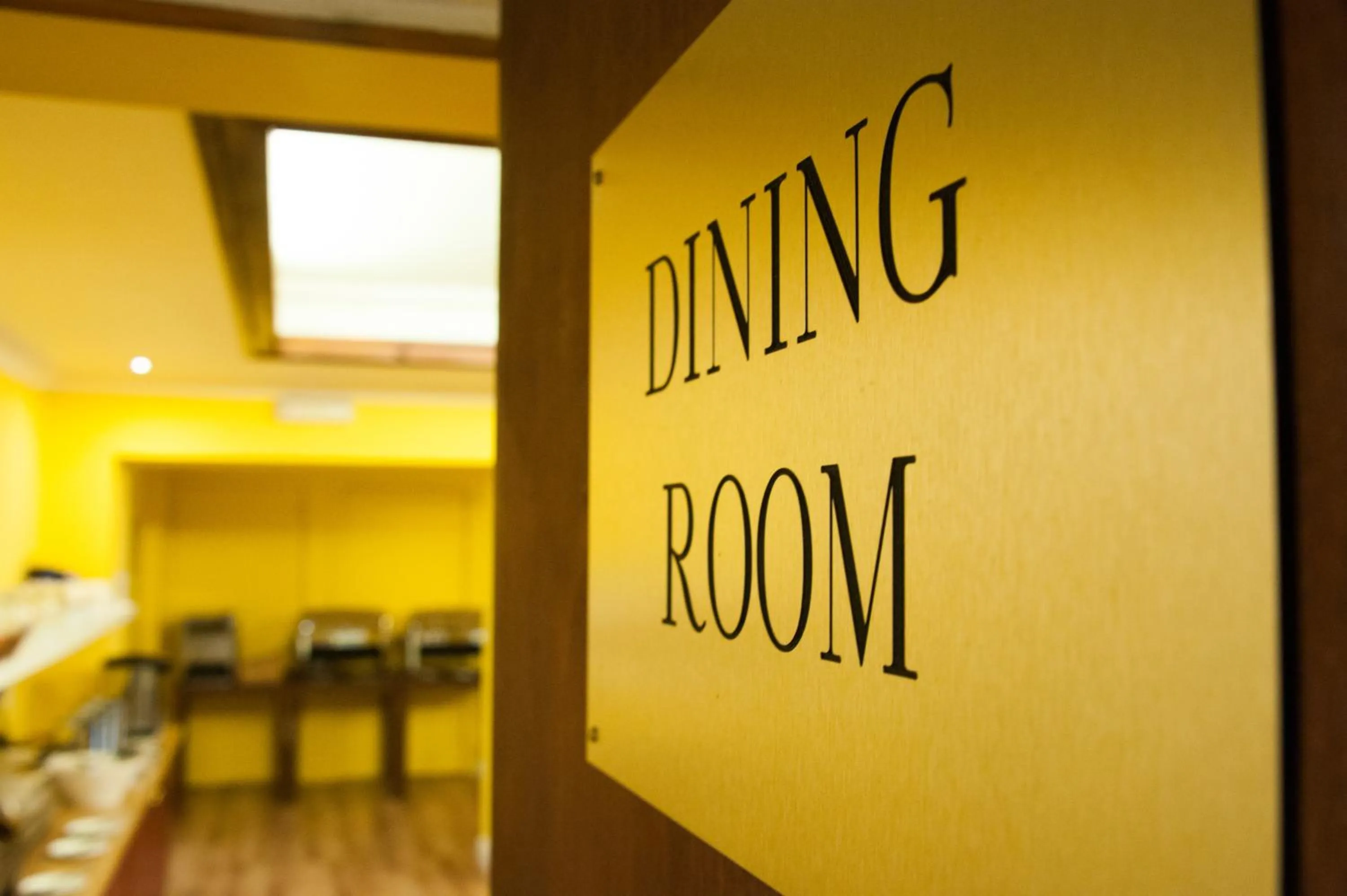 Restaurant/places to eat in Ardross Glencairn