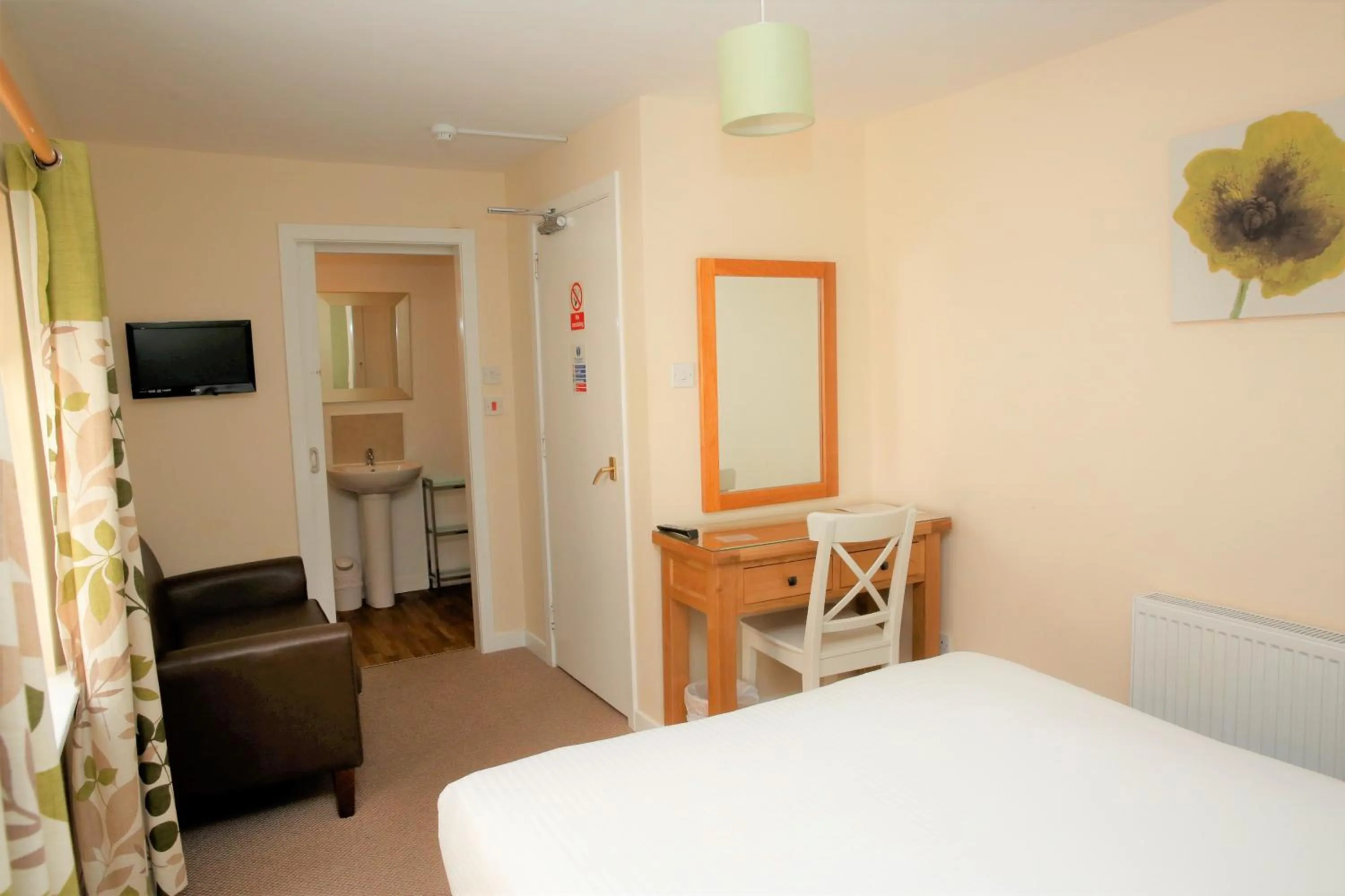 Bedroom, Bed in Ardross Glencairn