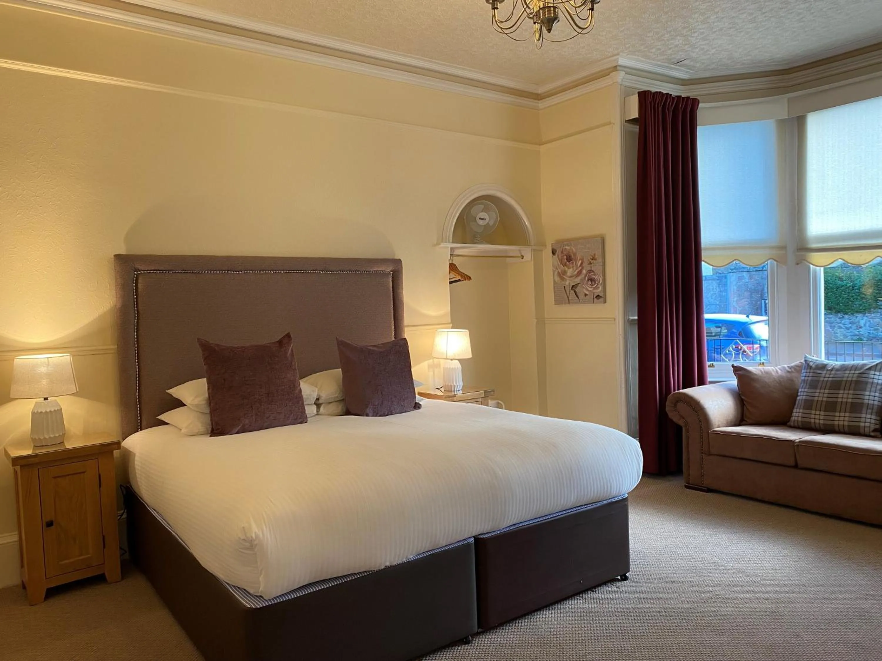 Bedroom, Bed in Ardross Glencairn