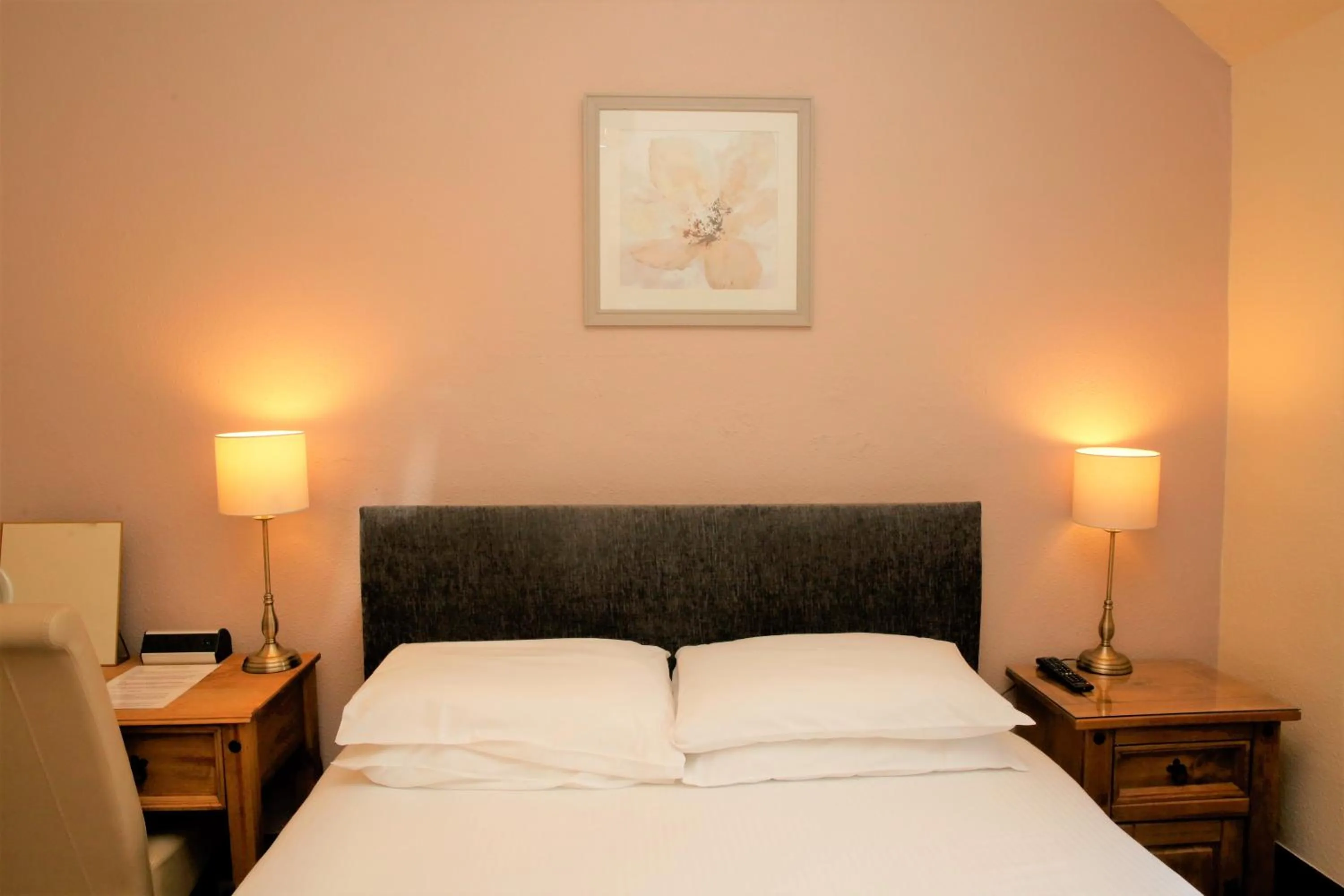 Bedroom, Bed in Ardross Glencairn