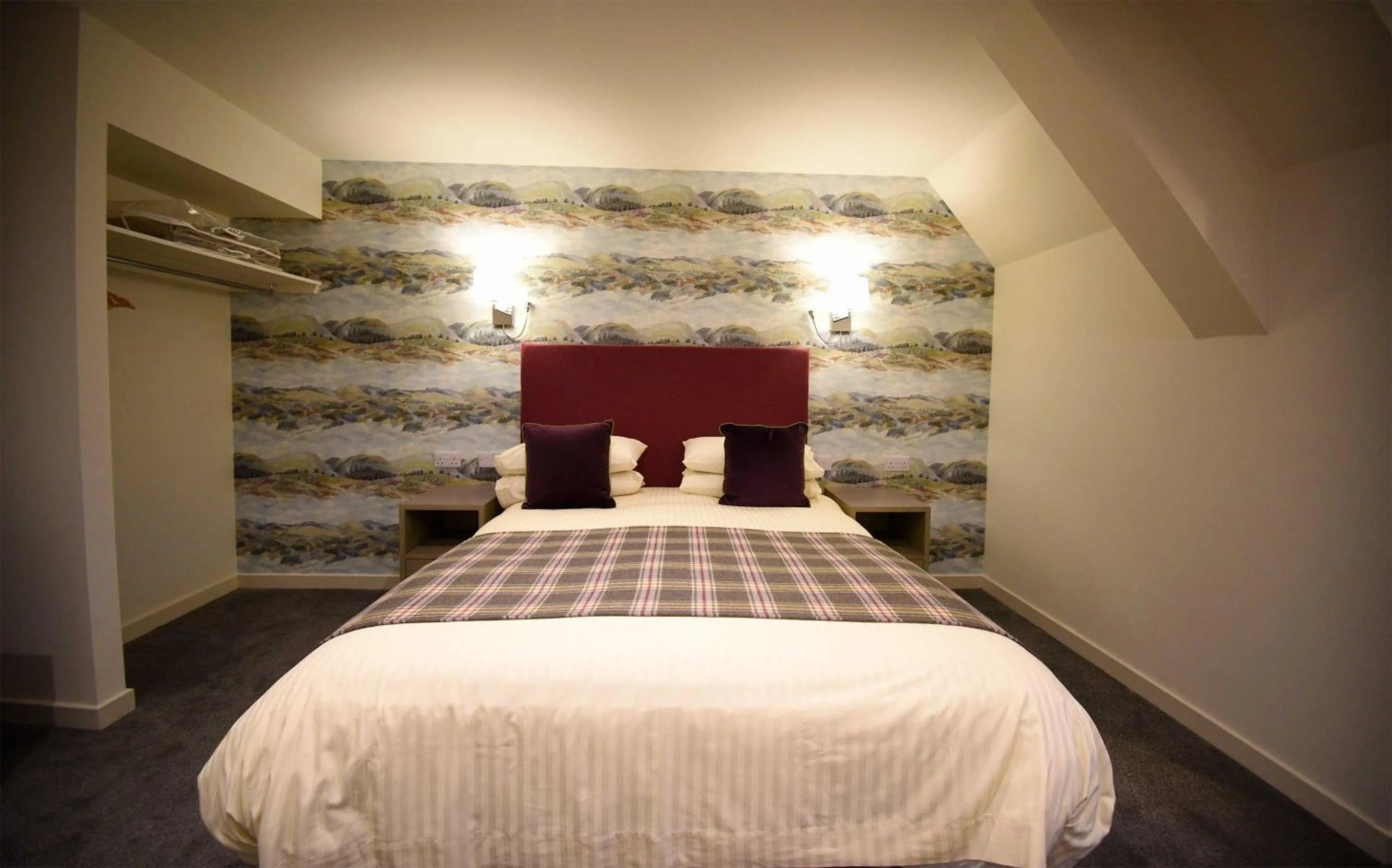 Bed in The Royal Hotel