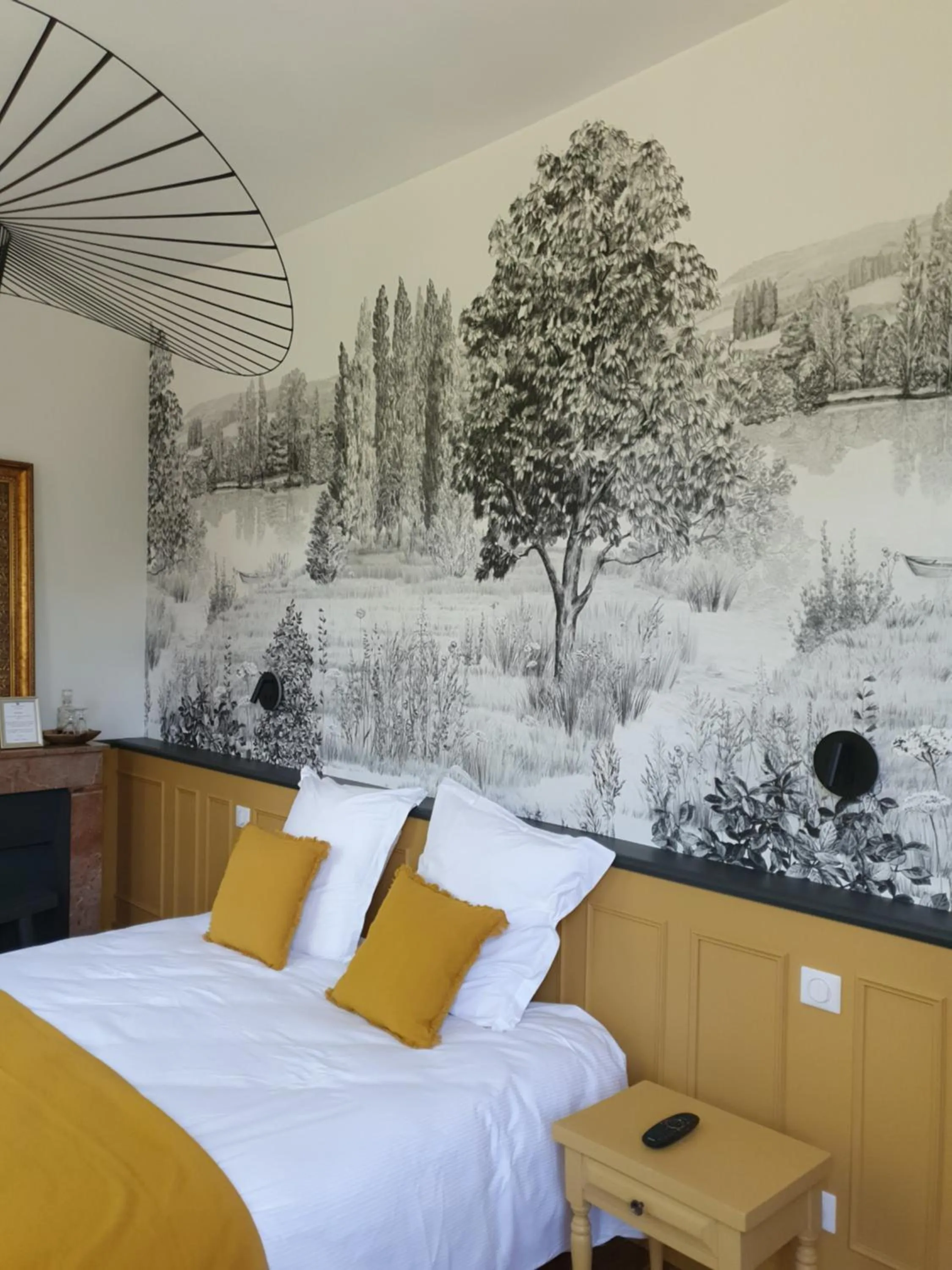 Bedroom, Bed in Château du Bois de La Noe